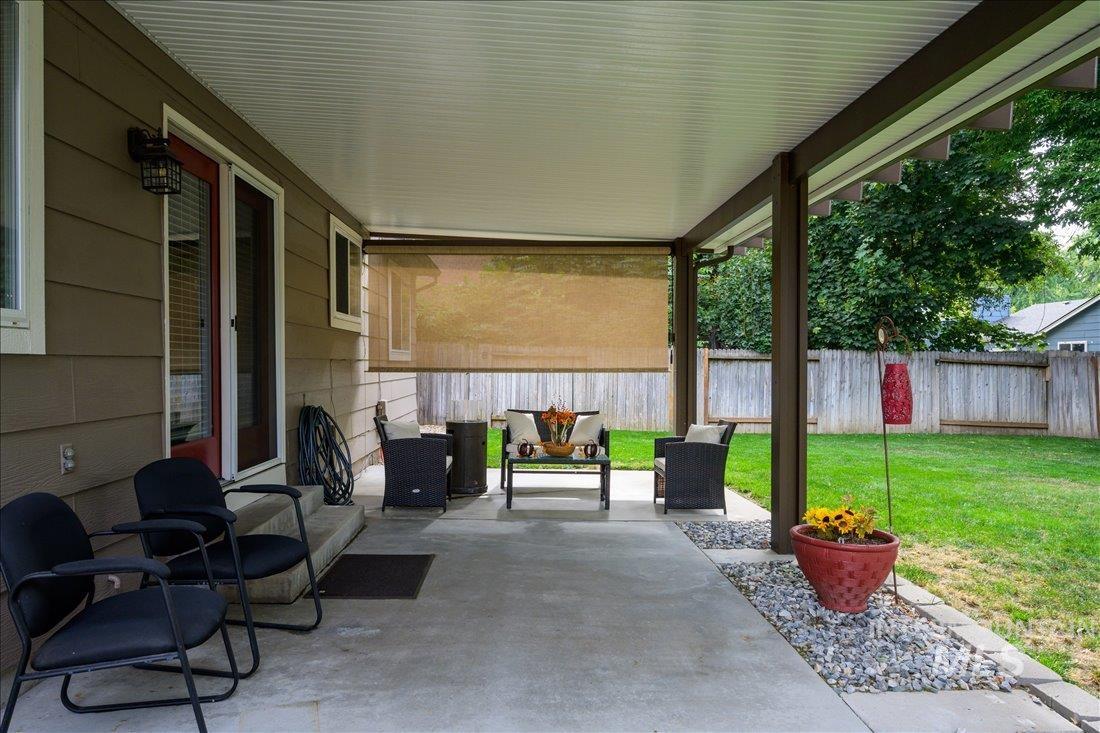 5328 W Bainbridge Dr. Property Photo 41