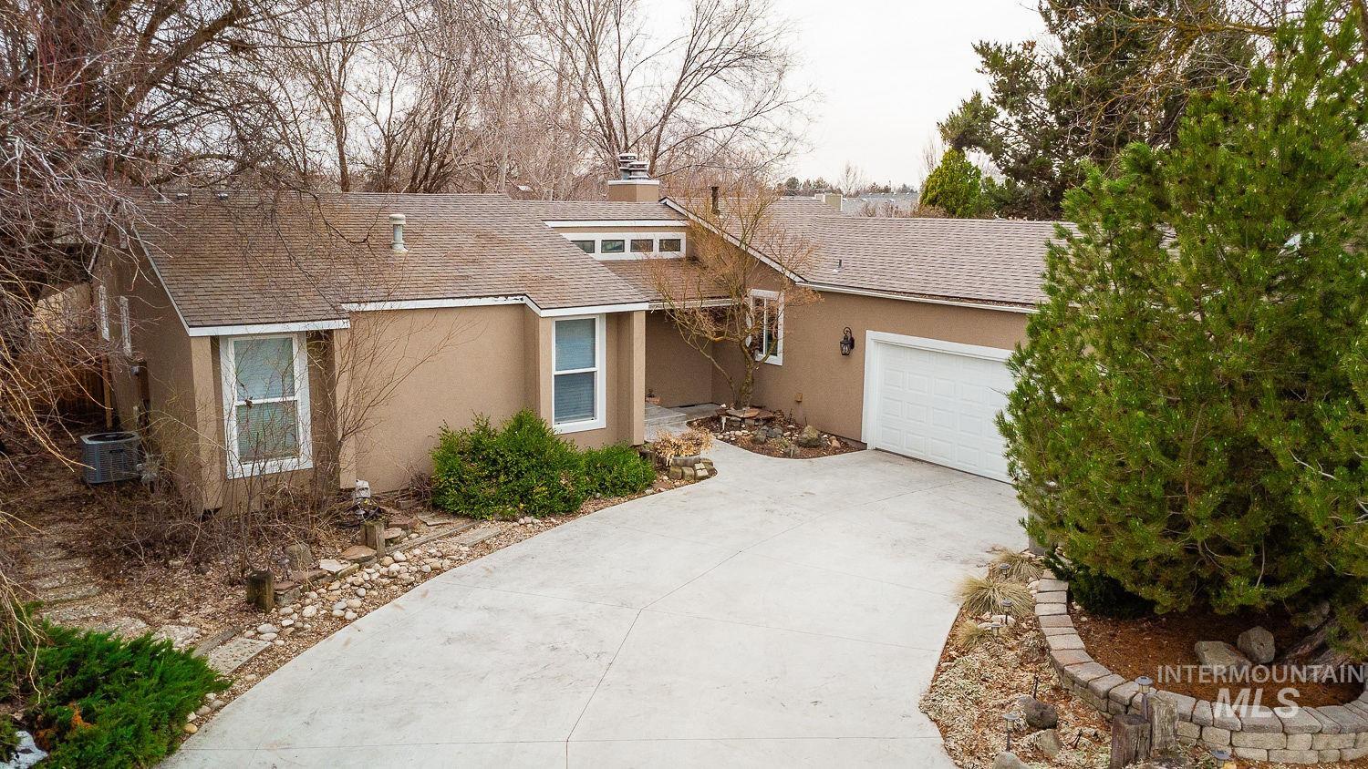 5539 W Waterwheel Dr Property Photo 4