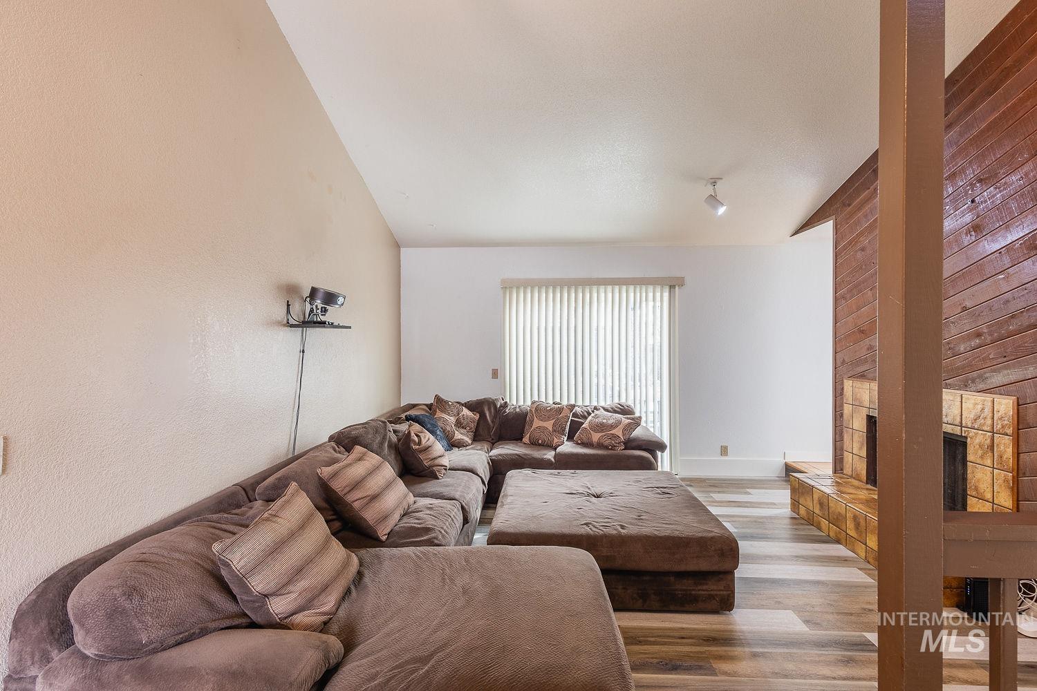 5539 W Waterwheel Dr Property Photo 6