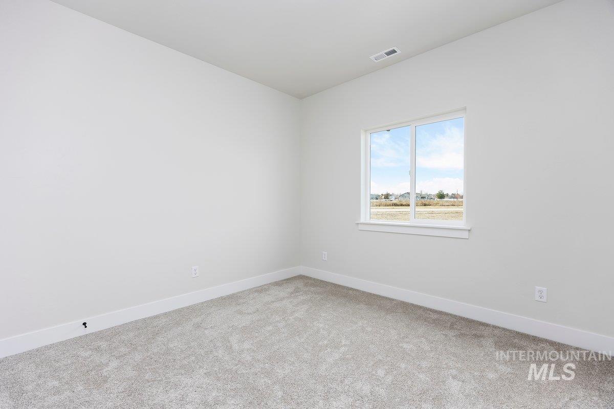 2360 Cattail Dr Property Photo 28