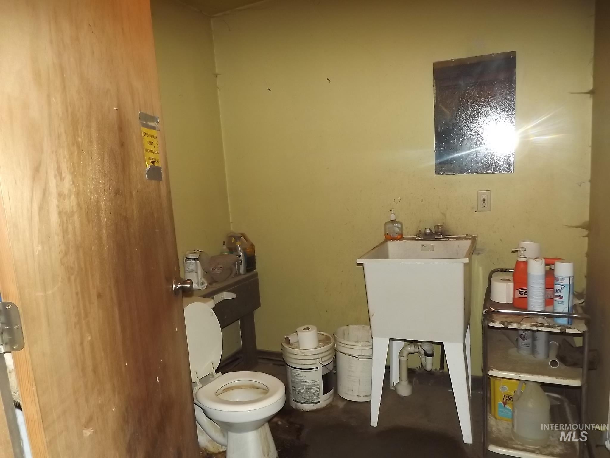 414 Wood Street Property Photo 40