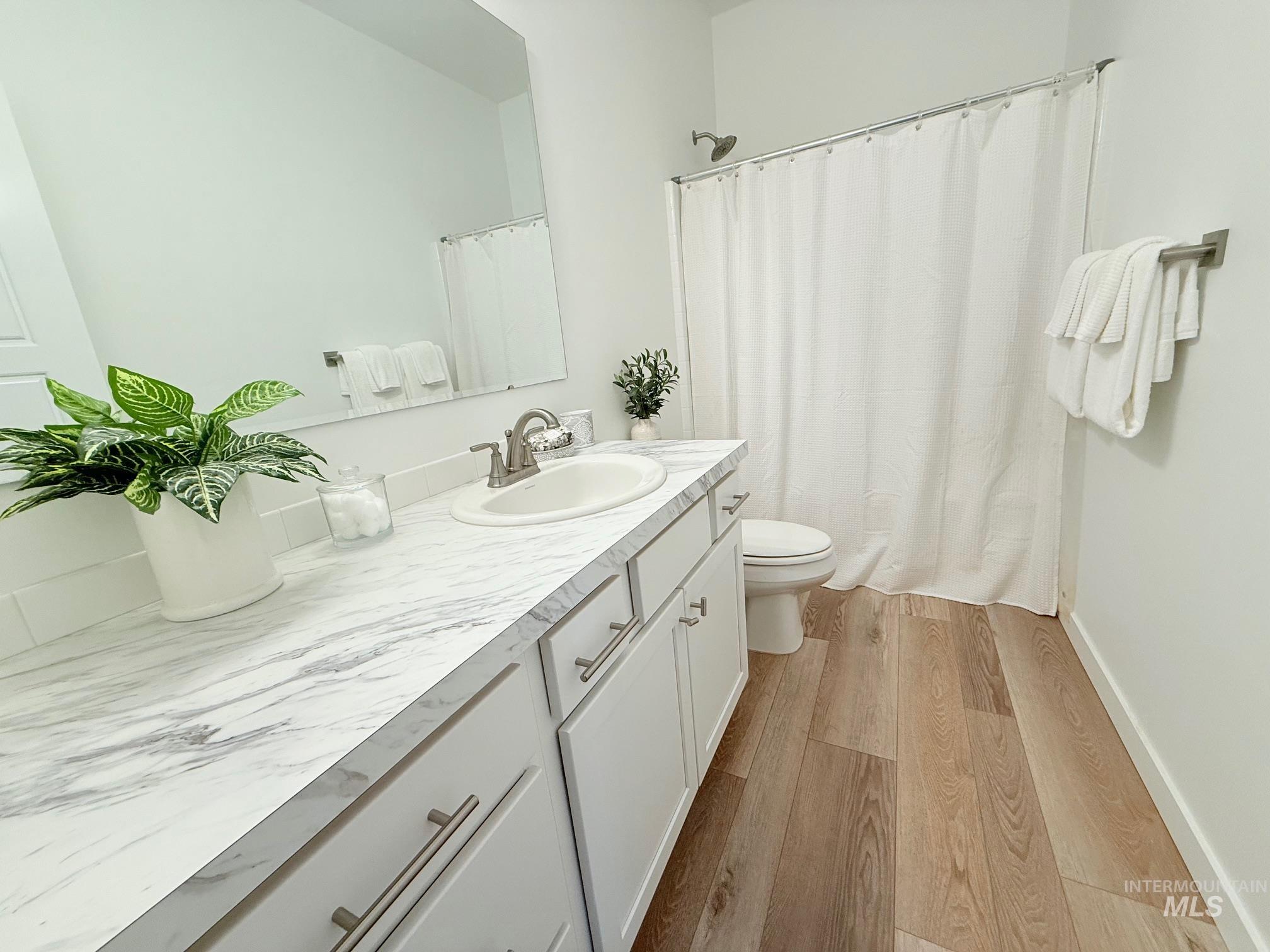 5109 N Willowside Ave Property Photo 13