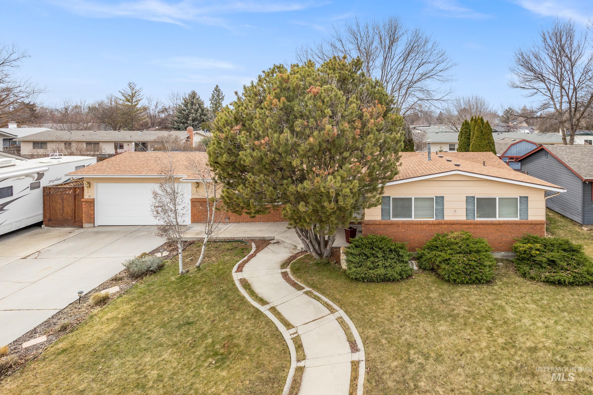 West Capital Ma Real Estate Listings Main Image