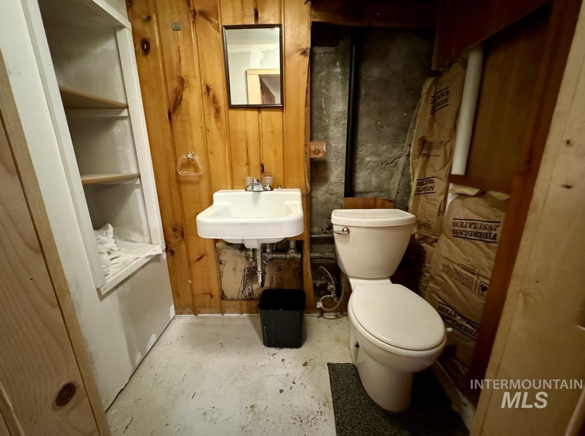 709 Oak St Property Photo 20