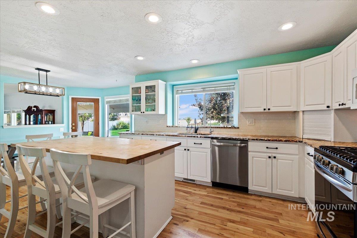 6185 N Serenity Lane Property Photo