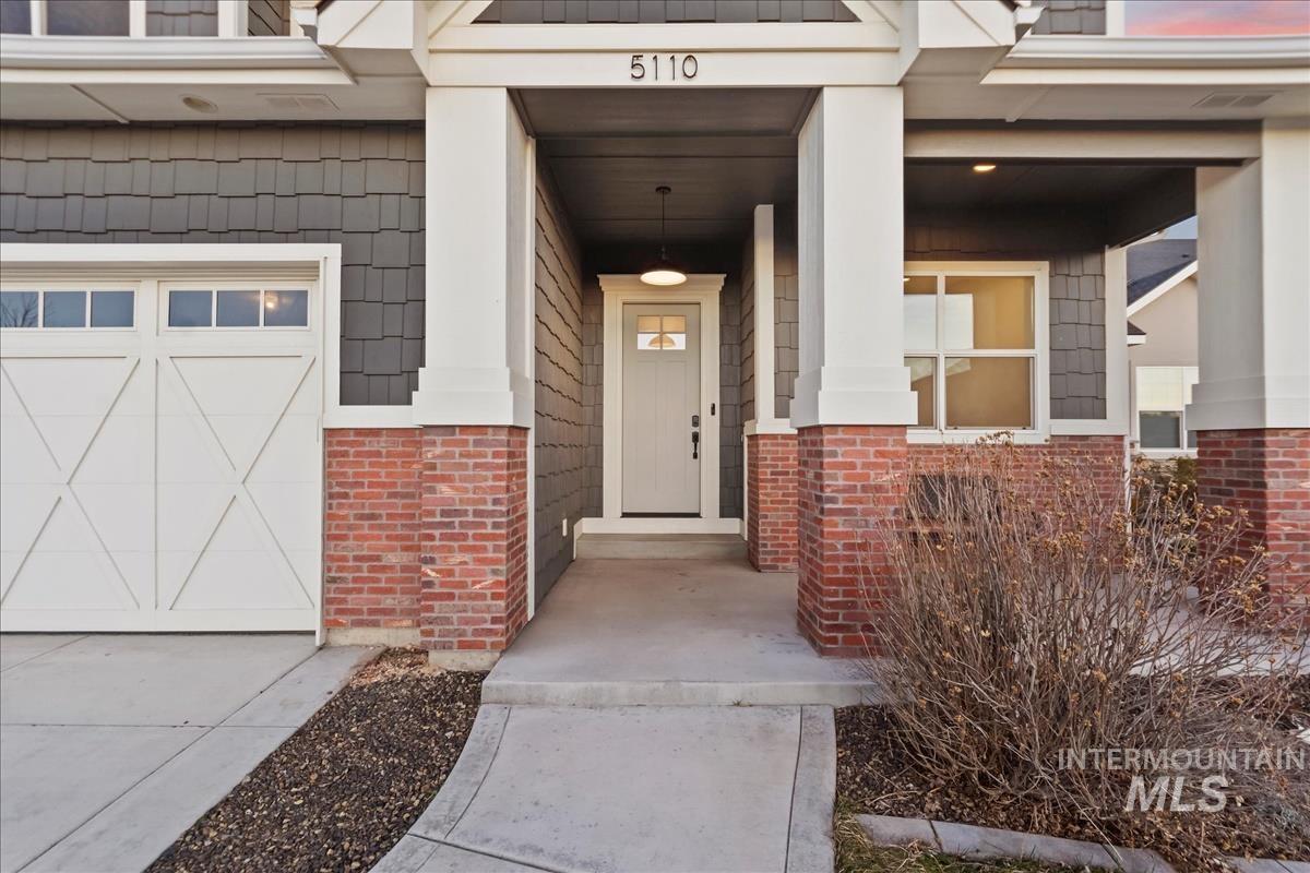 5110 S Twilight Mist Way Property Photo 1