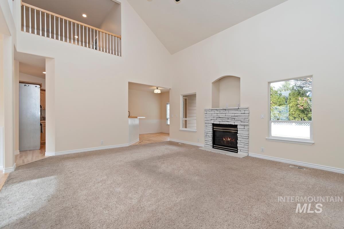 6048 N Harbor Town Place Property Photo 9