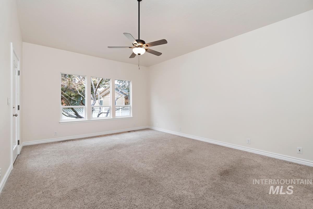 6048 N Harbor Town Place Property Photo 29