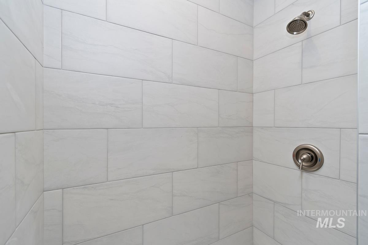 6048 N Harbor Town Place Property Photo 33