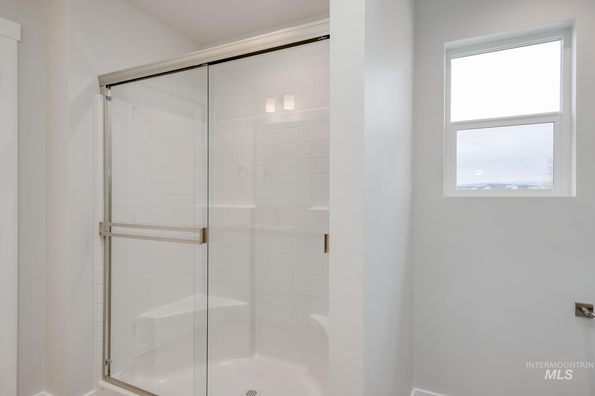 687 N Aleppo Way Property Photo 21