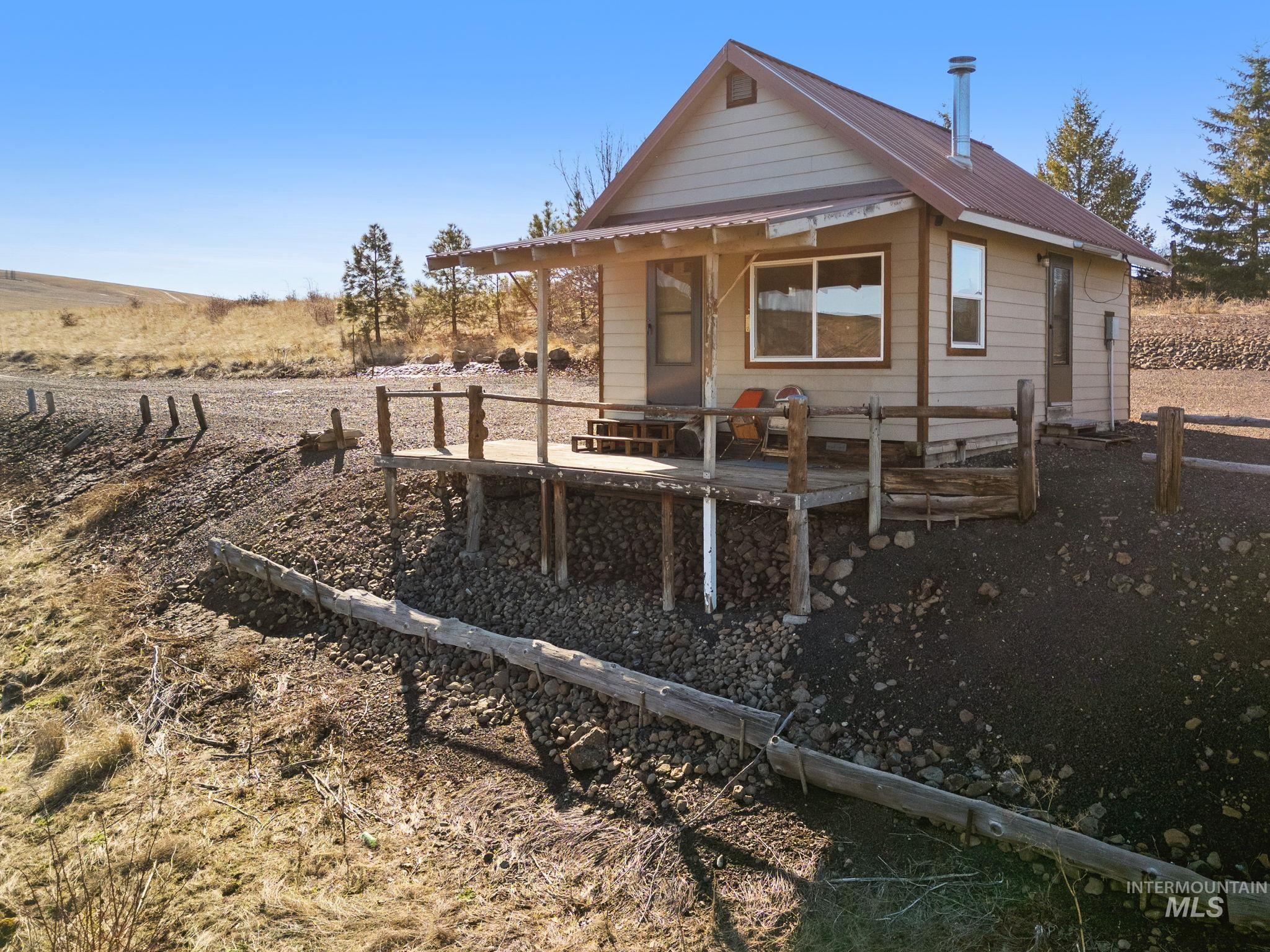 37607 Webb Ridge Road Property Photo 3