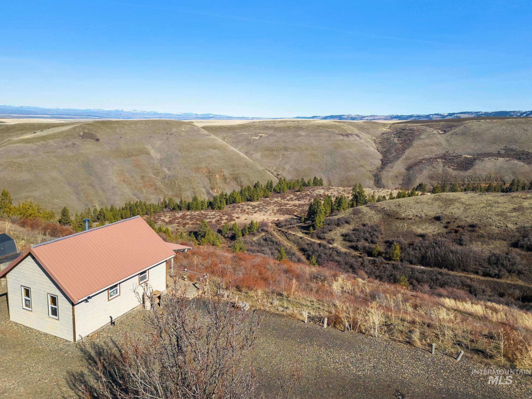 37607 Webb Ridge Road Property Photo 16