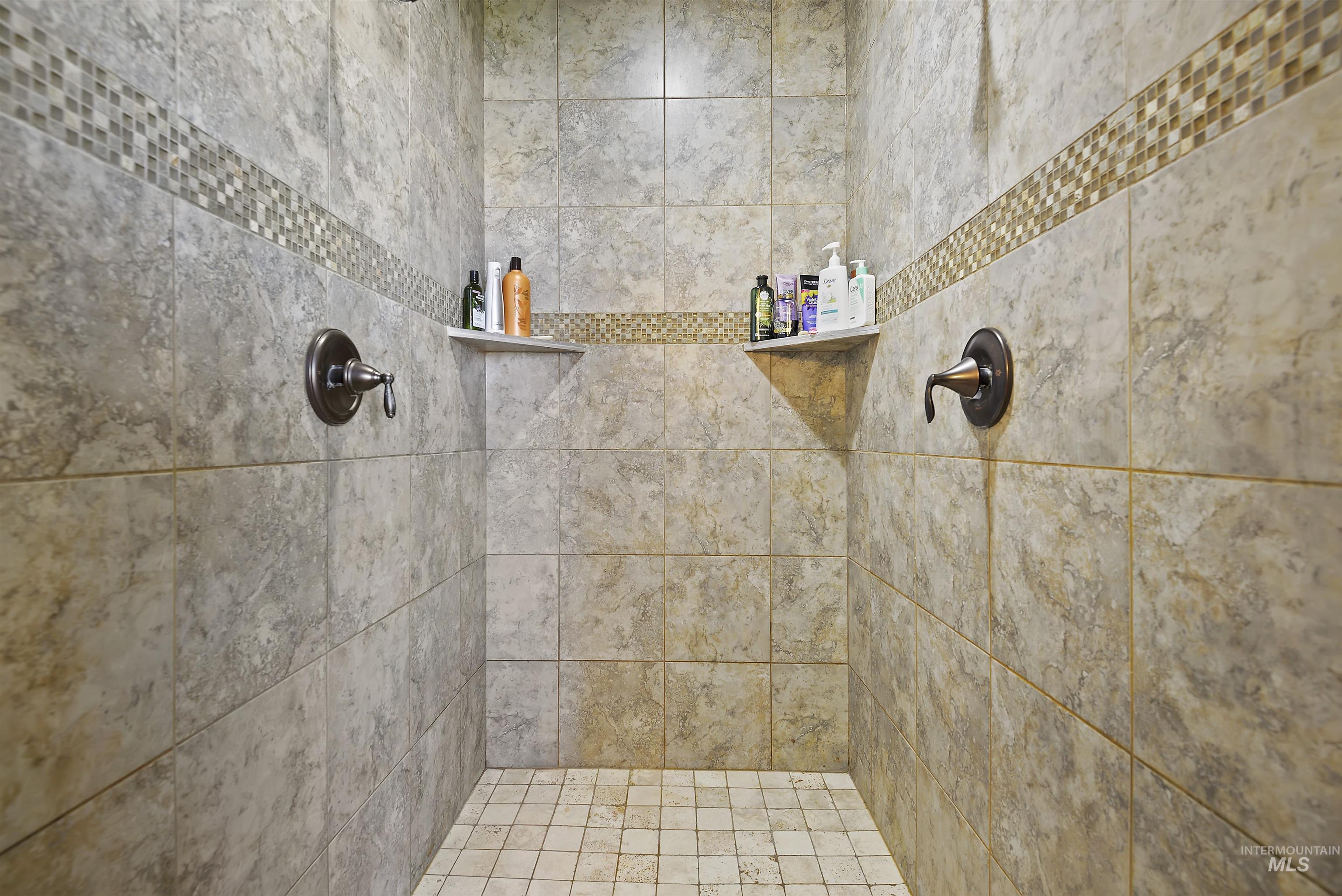 3014 E Hubbard Road Property Photo 27
