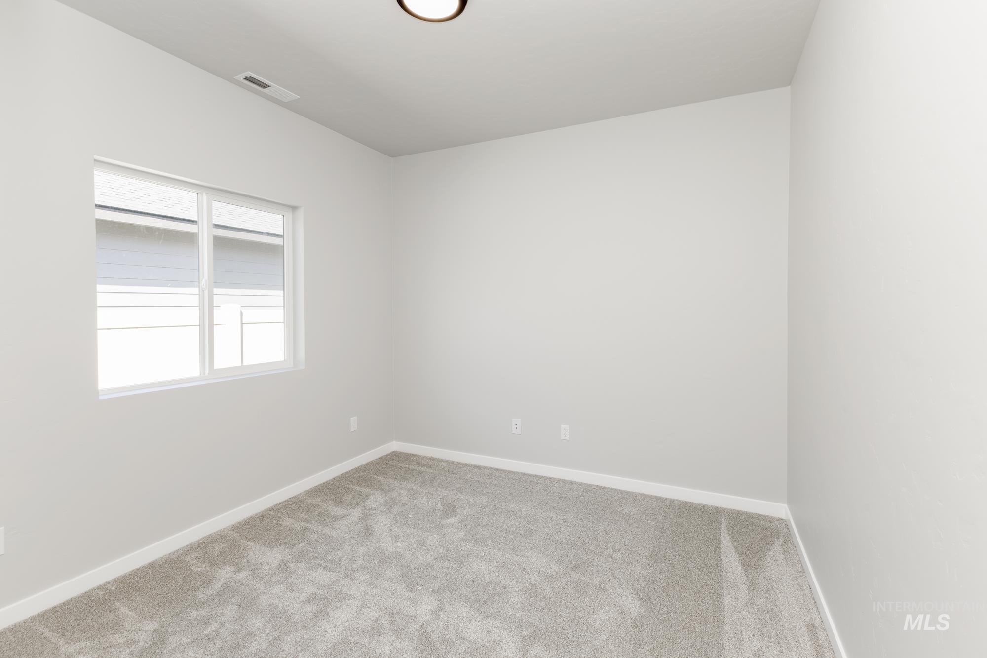 6779 W Plateau Creek Dr Property Photo 9