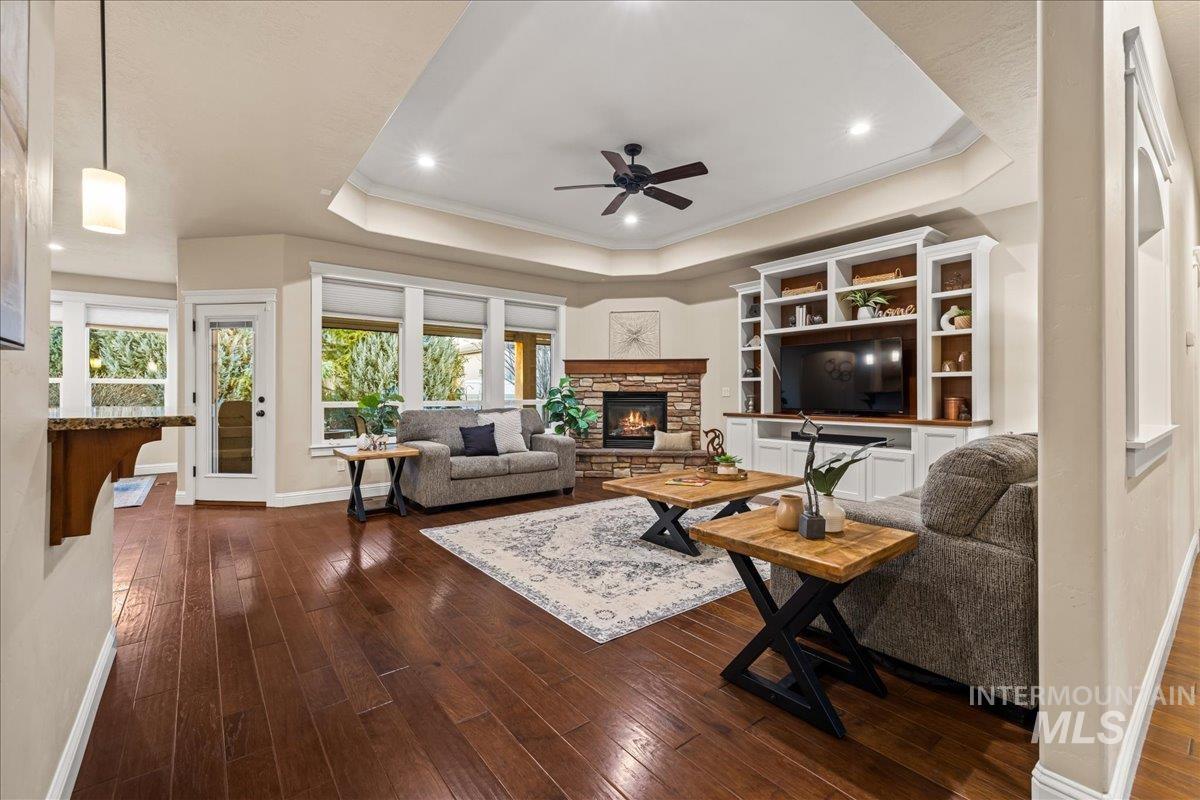4255 N Rogue River Way Property Photo 10