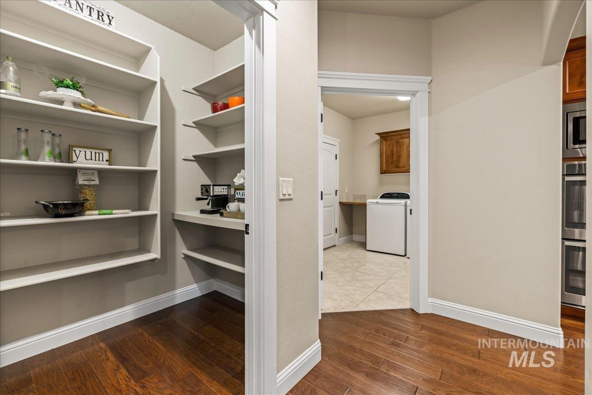 4255 N Rogue River Way Property Photo 21