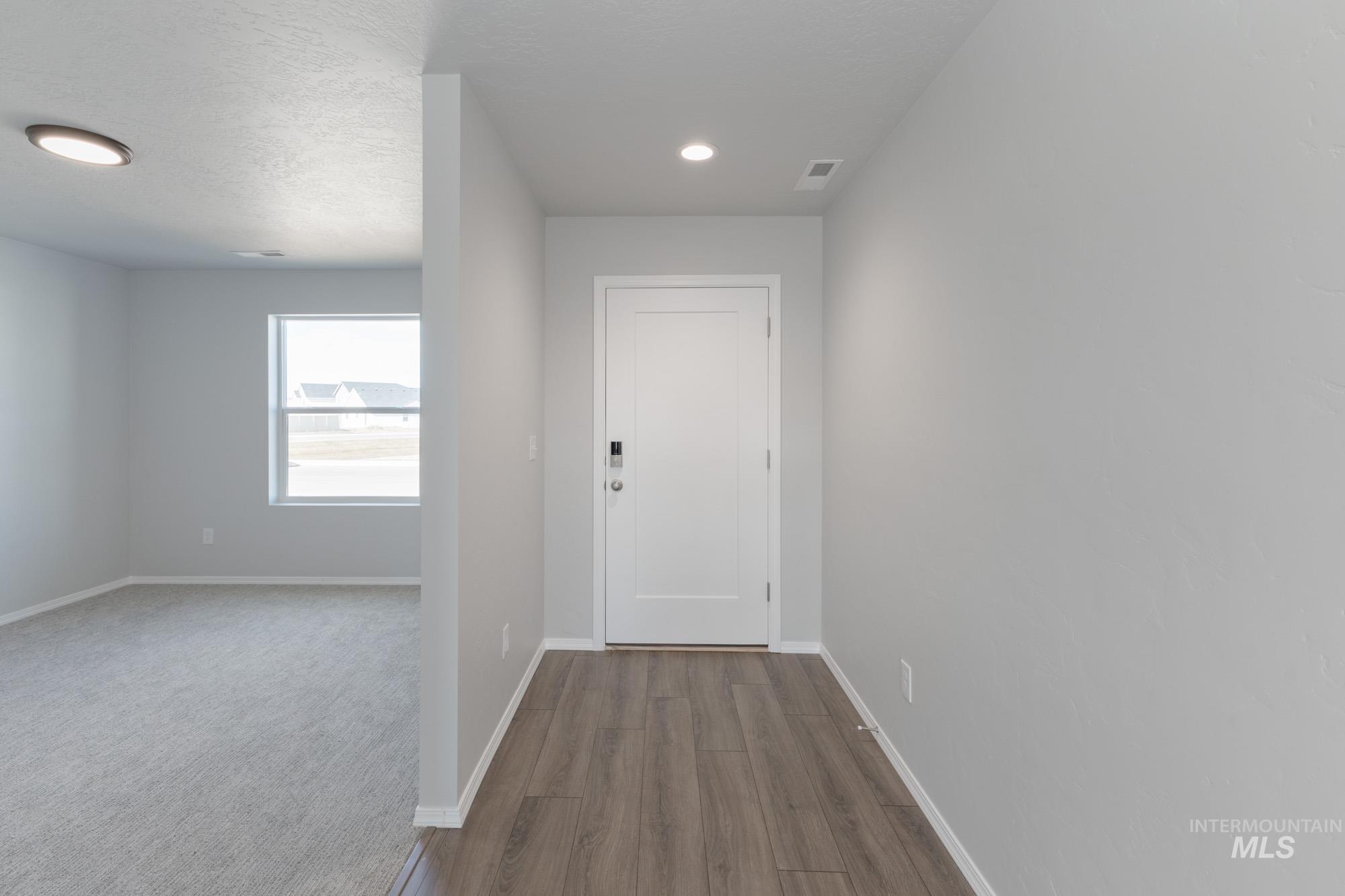 11167 Cart St Property Photo 2