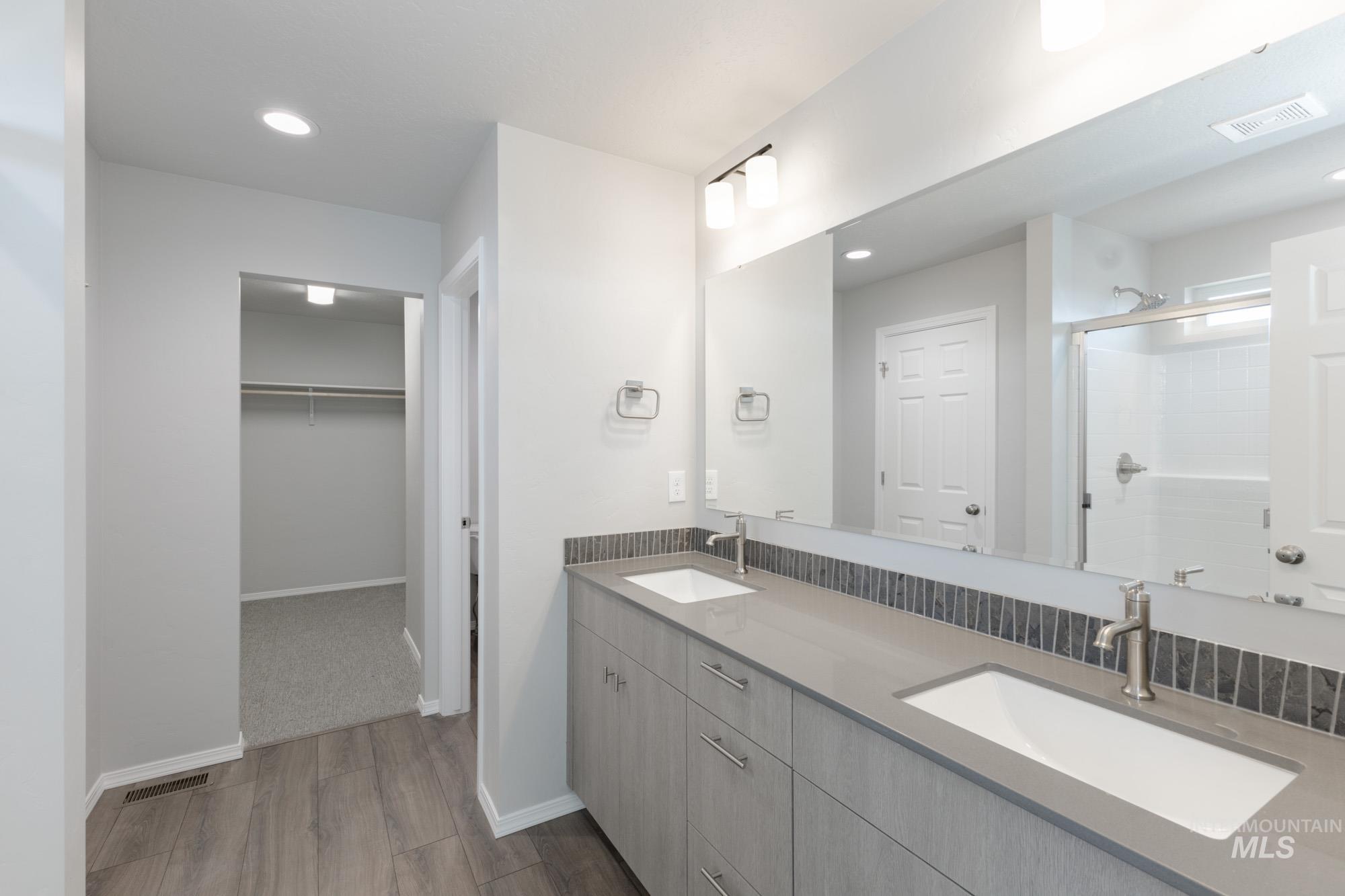 11167 Cart St Property Photo 23