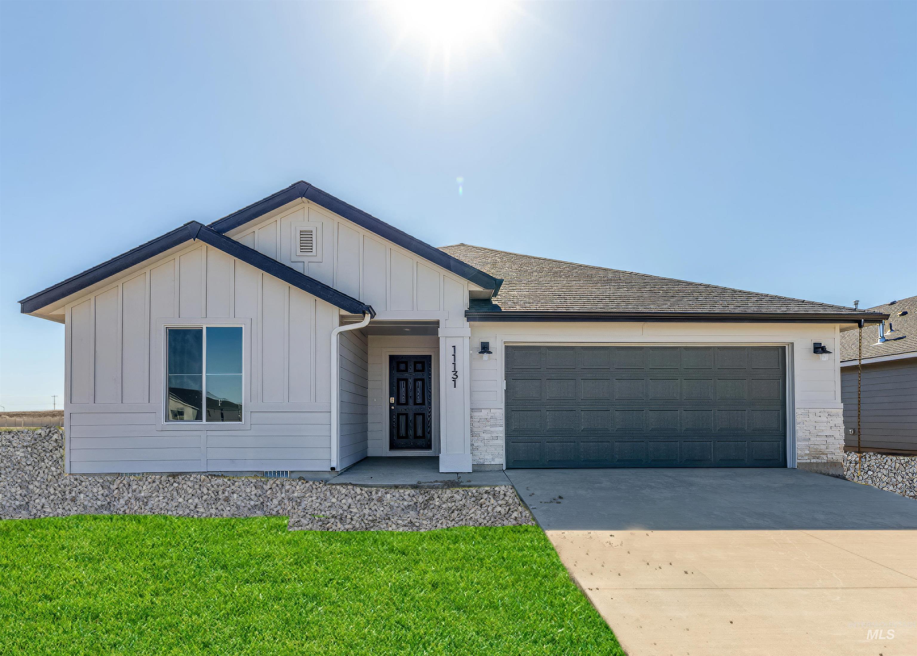 11131 Noble Dr Property Photo 1