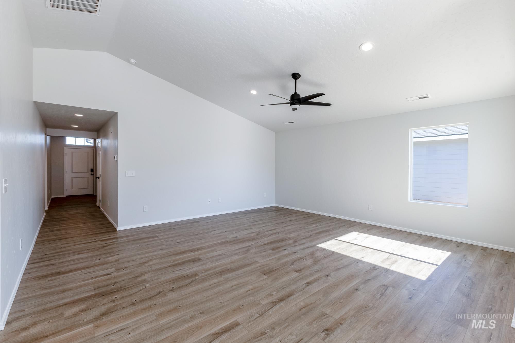 11149 Noble Dr Property Photo 10