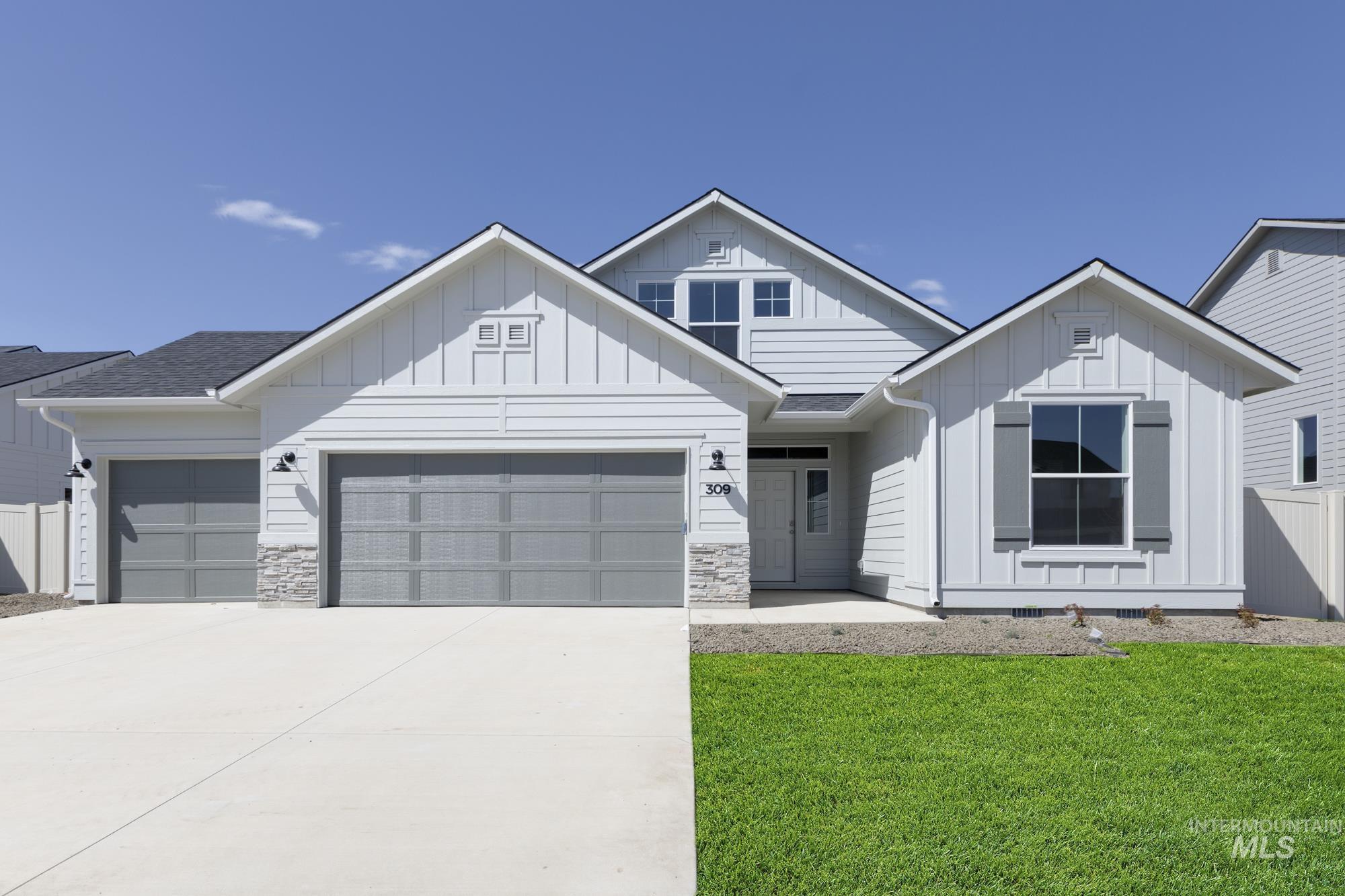 309 Gold Nugget Ave Property Photo 1