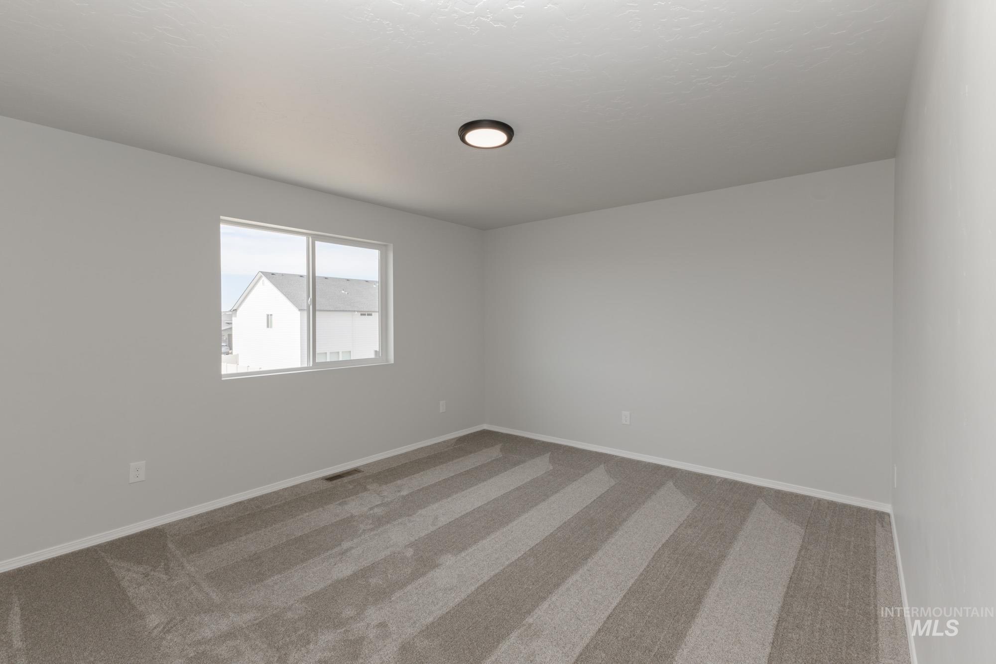 311 Chalcedony Ave Property Photo 15