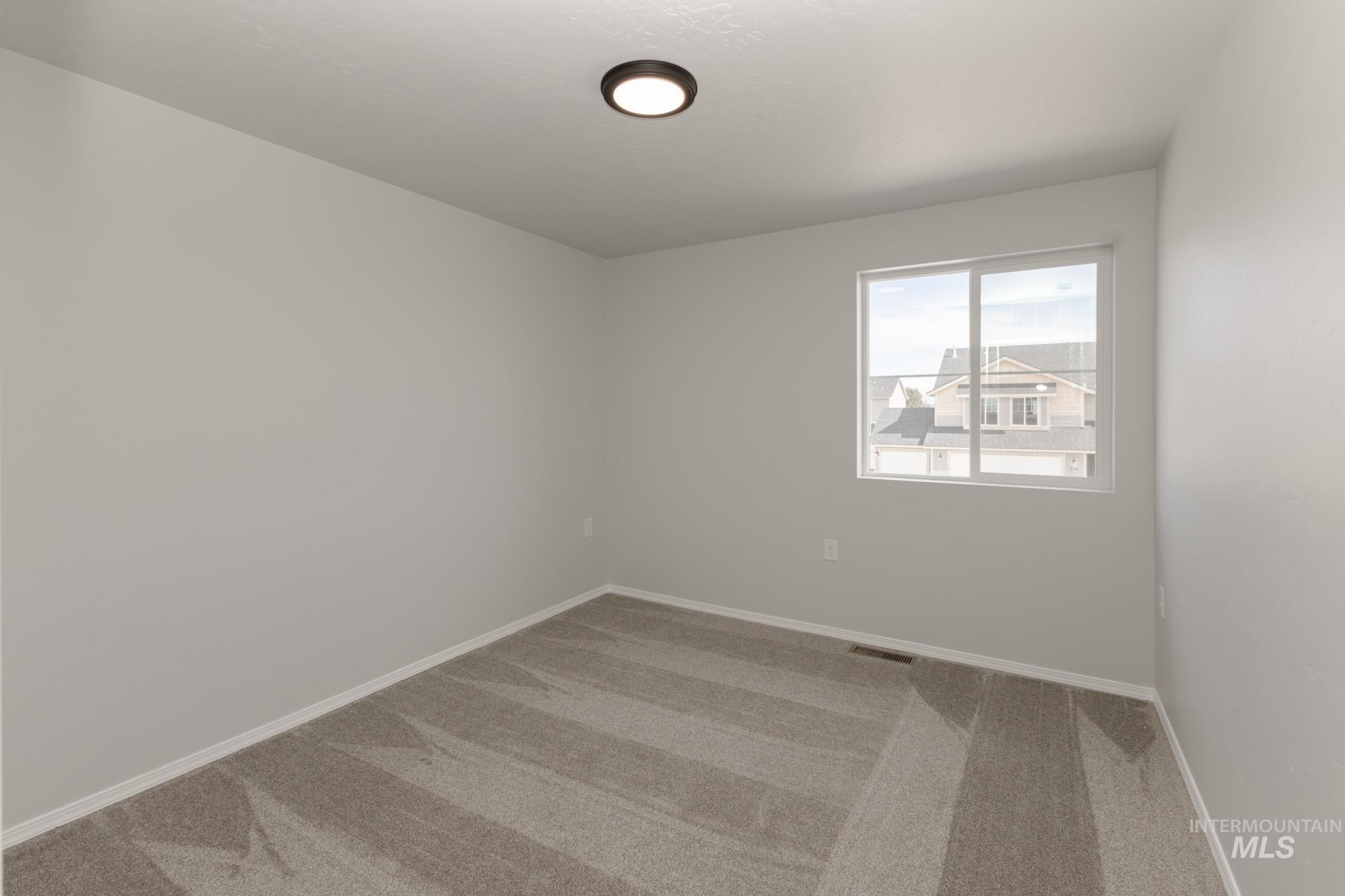 311 Chalcedony Ave Property Photo 18
