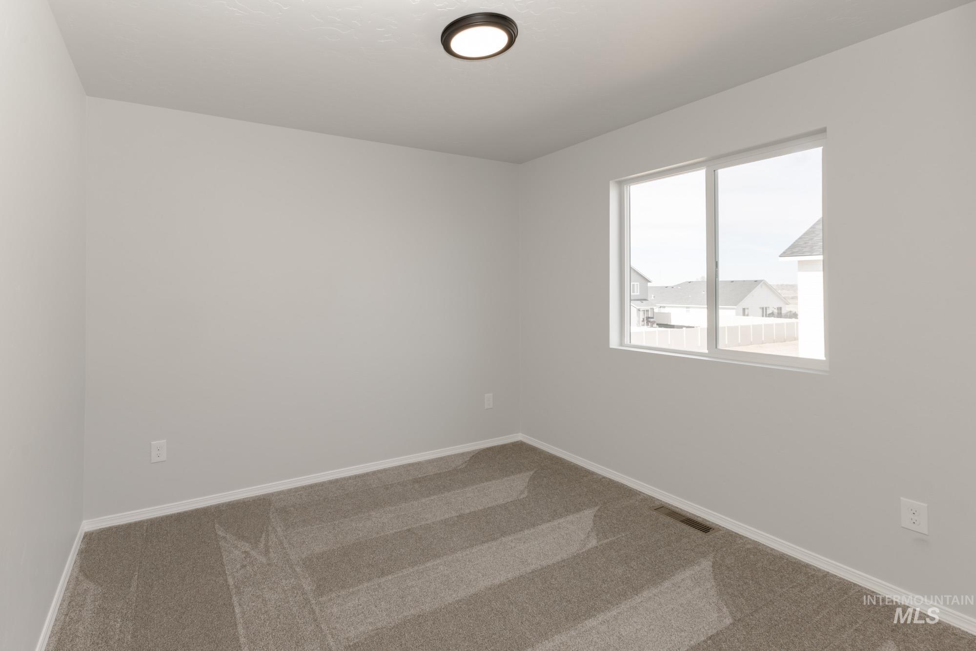 311 Chalcedony Ave Property Photo 19