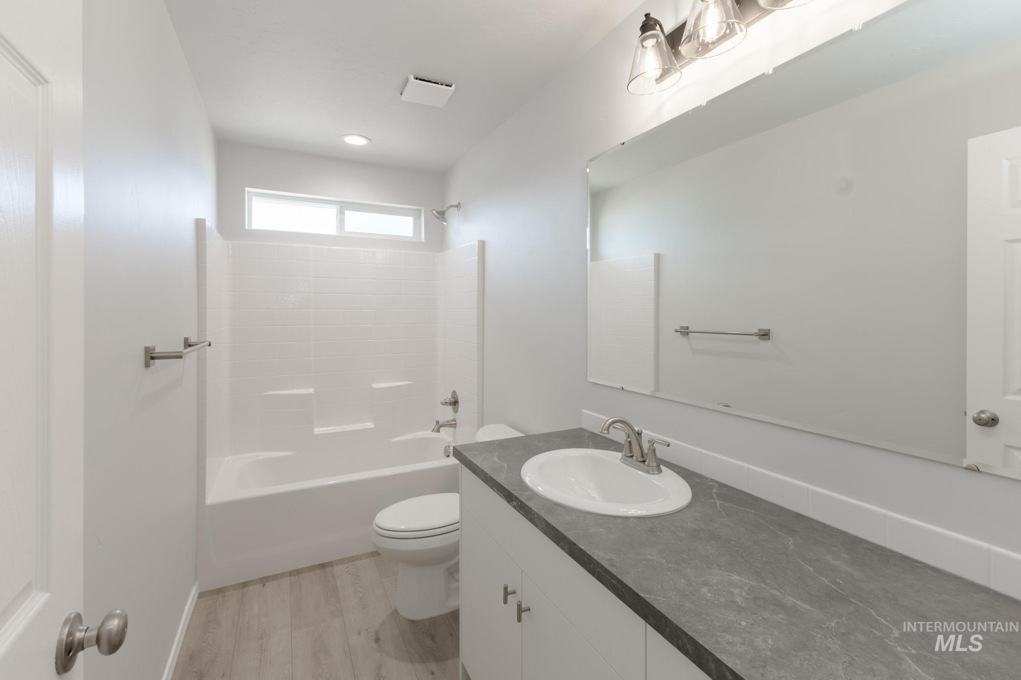 311 Chalcedony Ave Property Photo 20