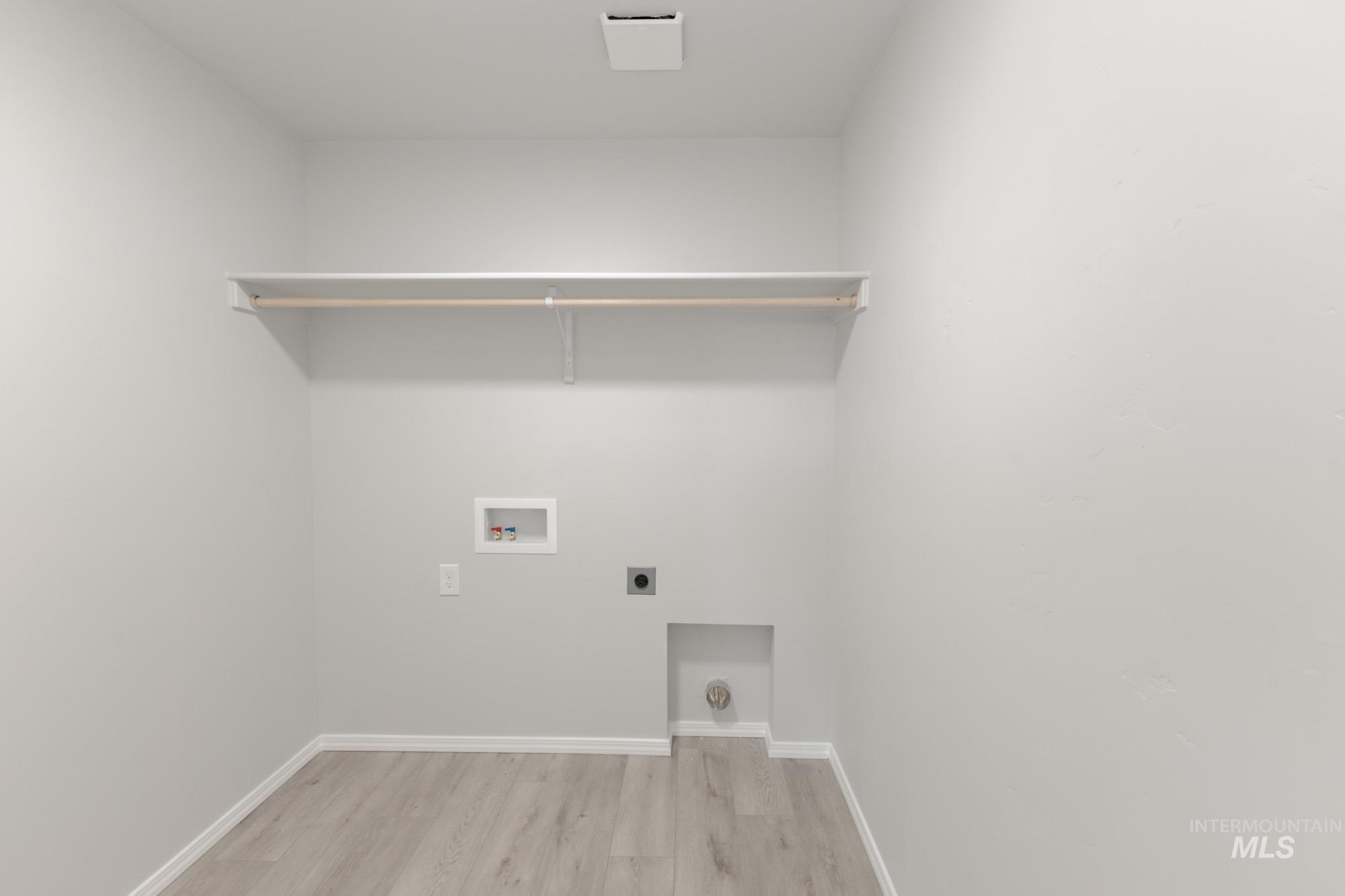 311 Chalcedony Ave Property Photo 21