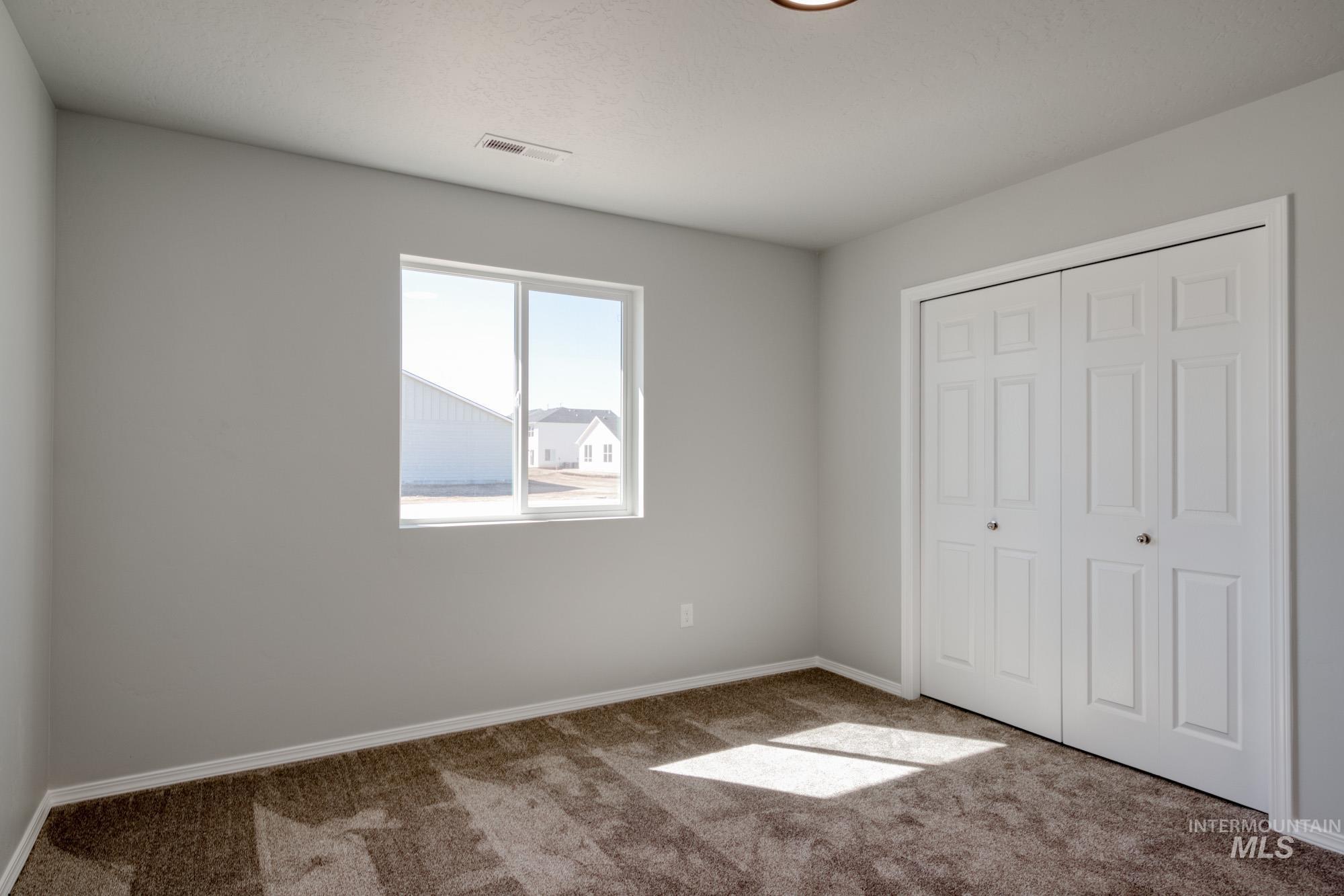 304 Chalcedony Ave Property Photo 15