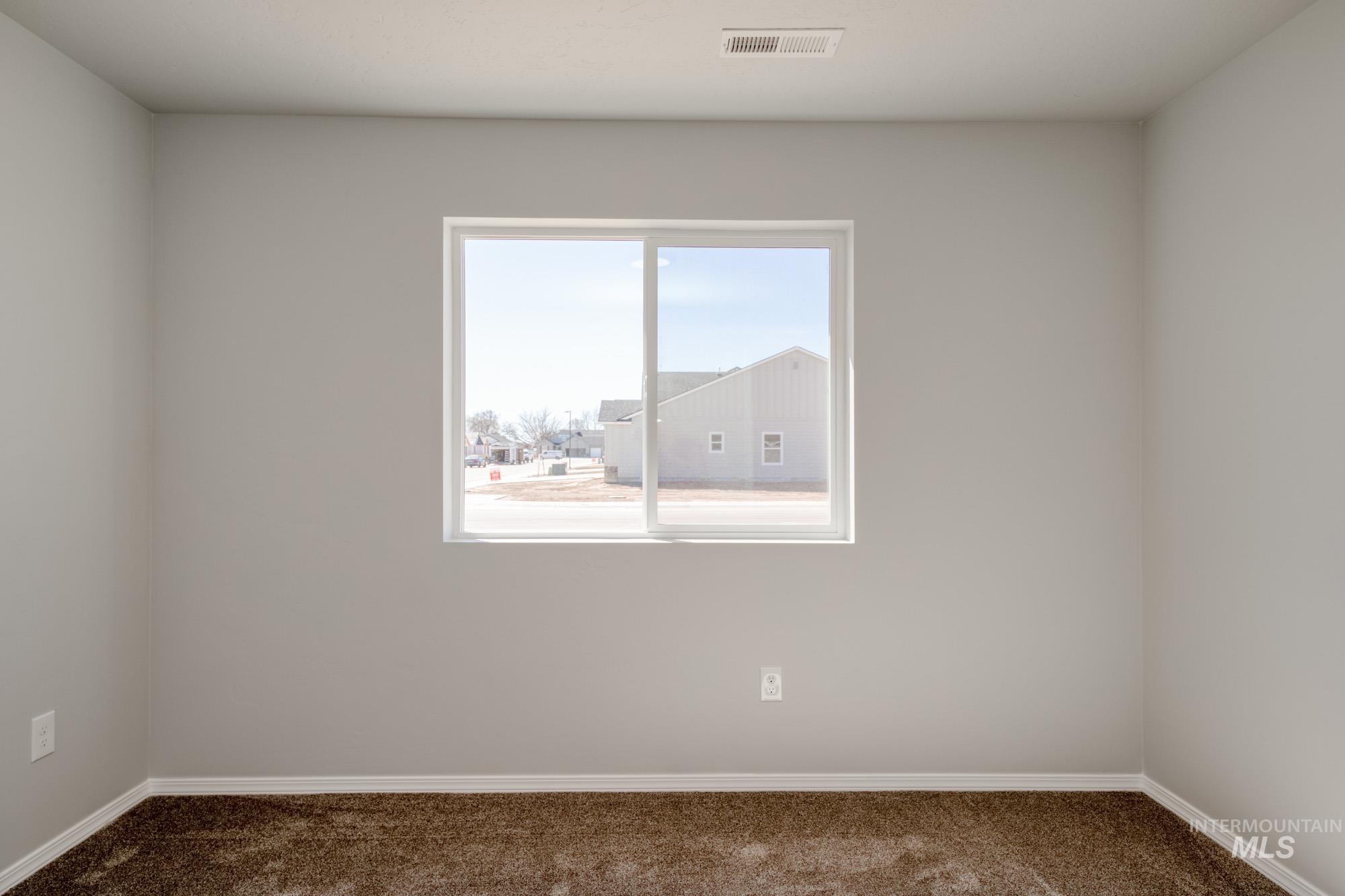 304 Chalcedony Ave Property Photo 16