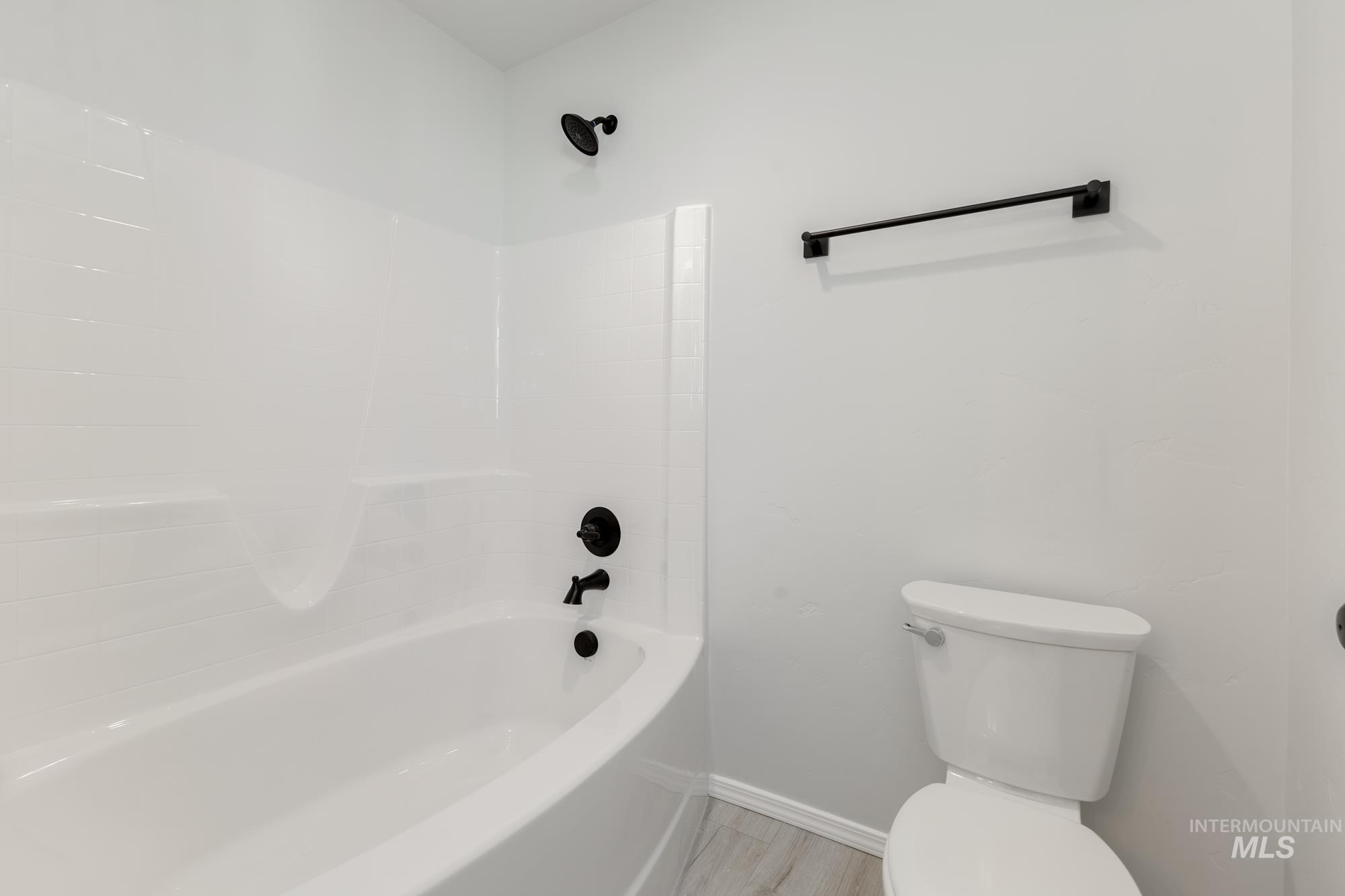 121 Goldstone Ave Property Photo 17