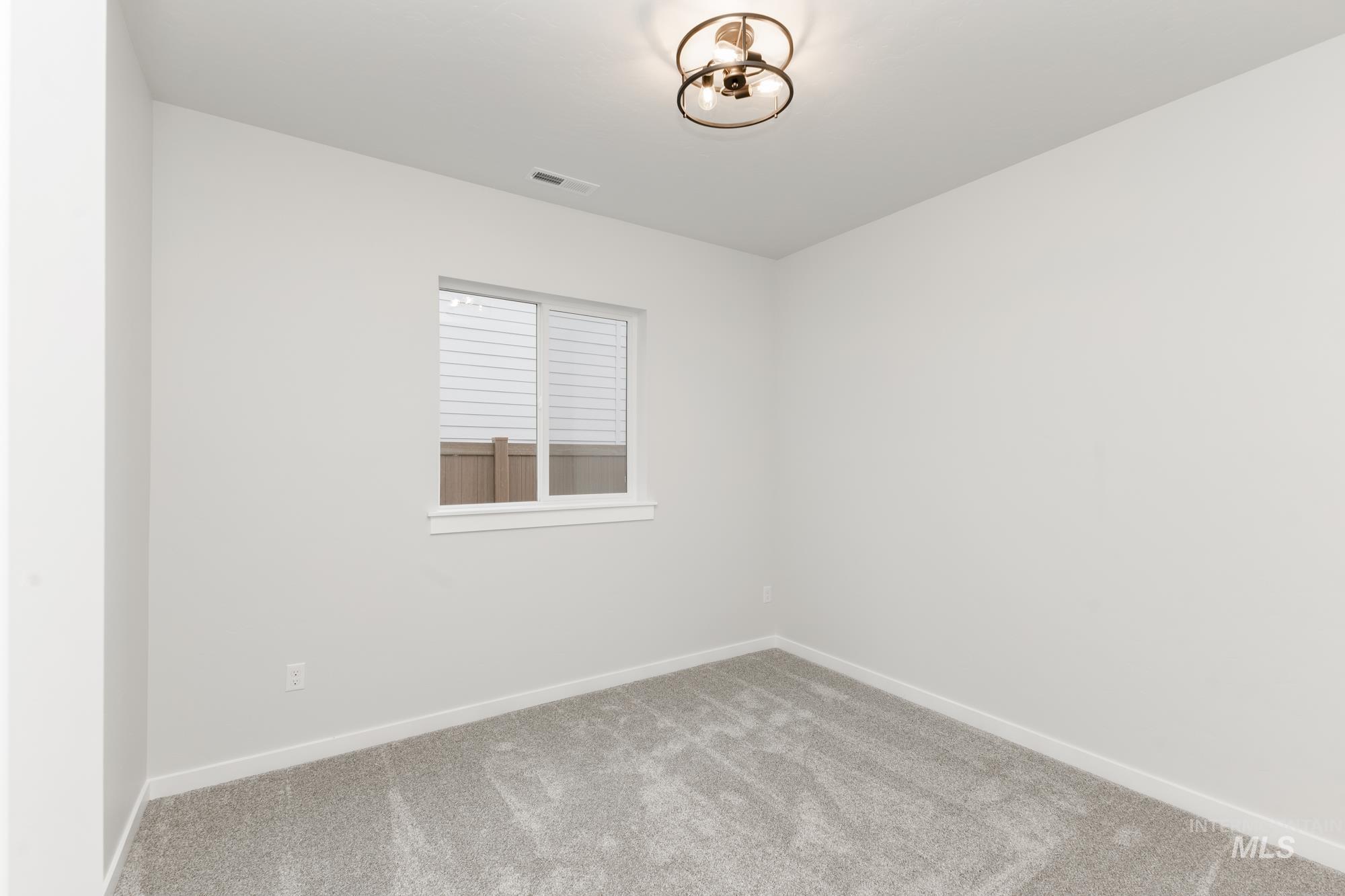 6805 W Riverwood St Property Photo 11