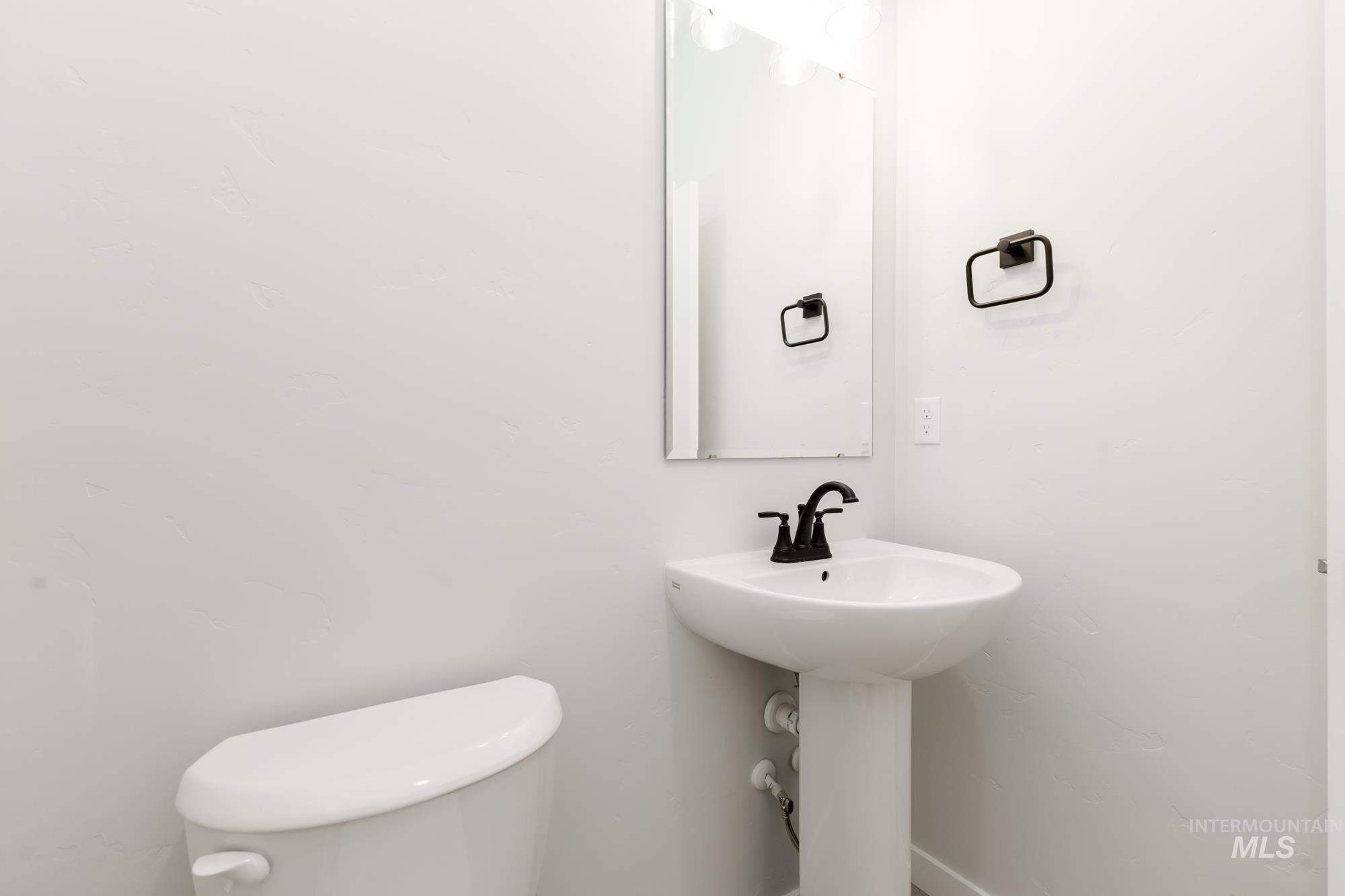 6805 W Riverwood St Property Photo 12