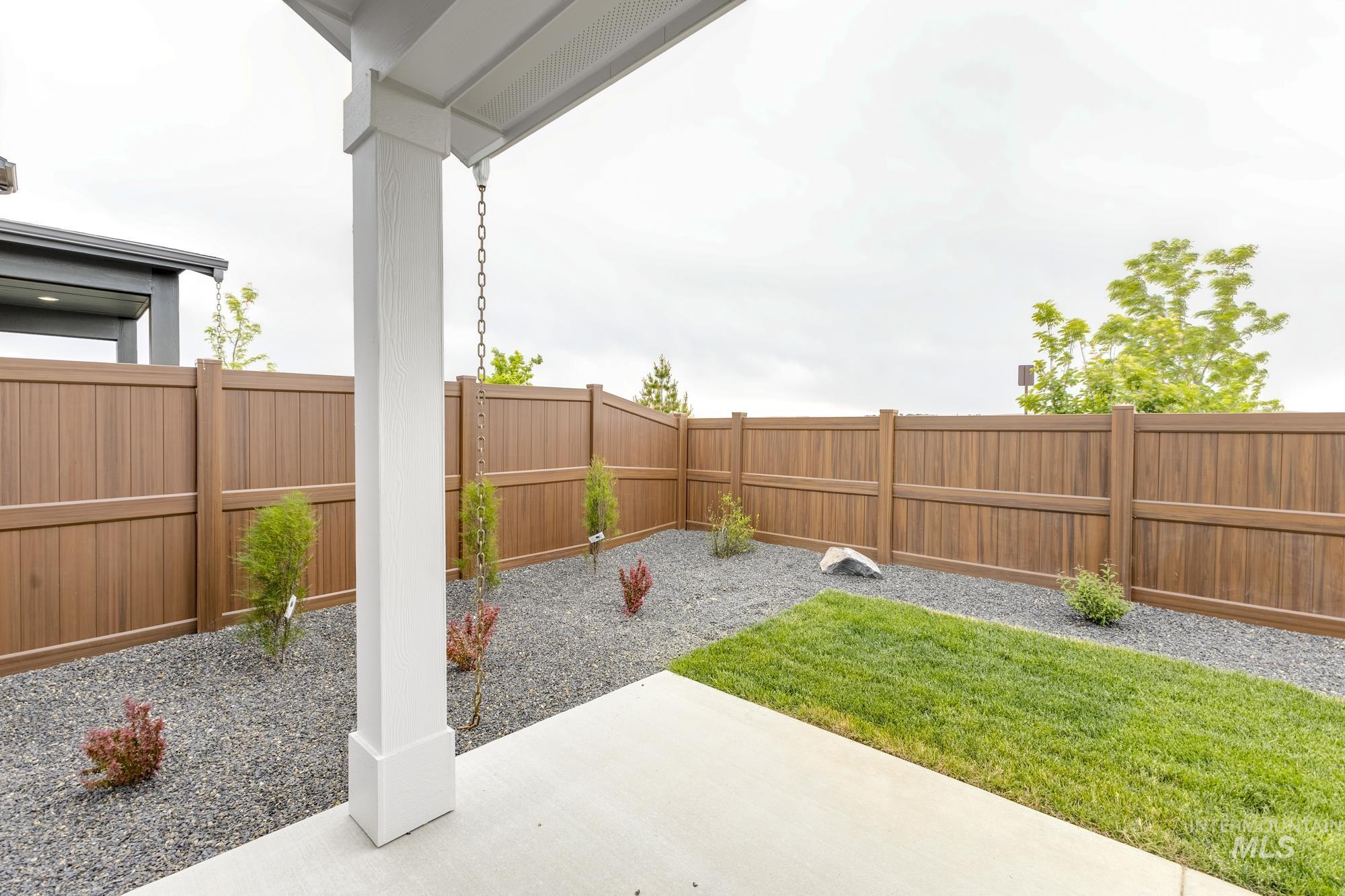 6805 W Riverwood St Property Photo 26