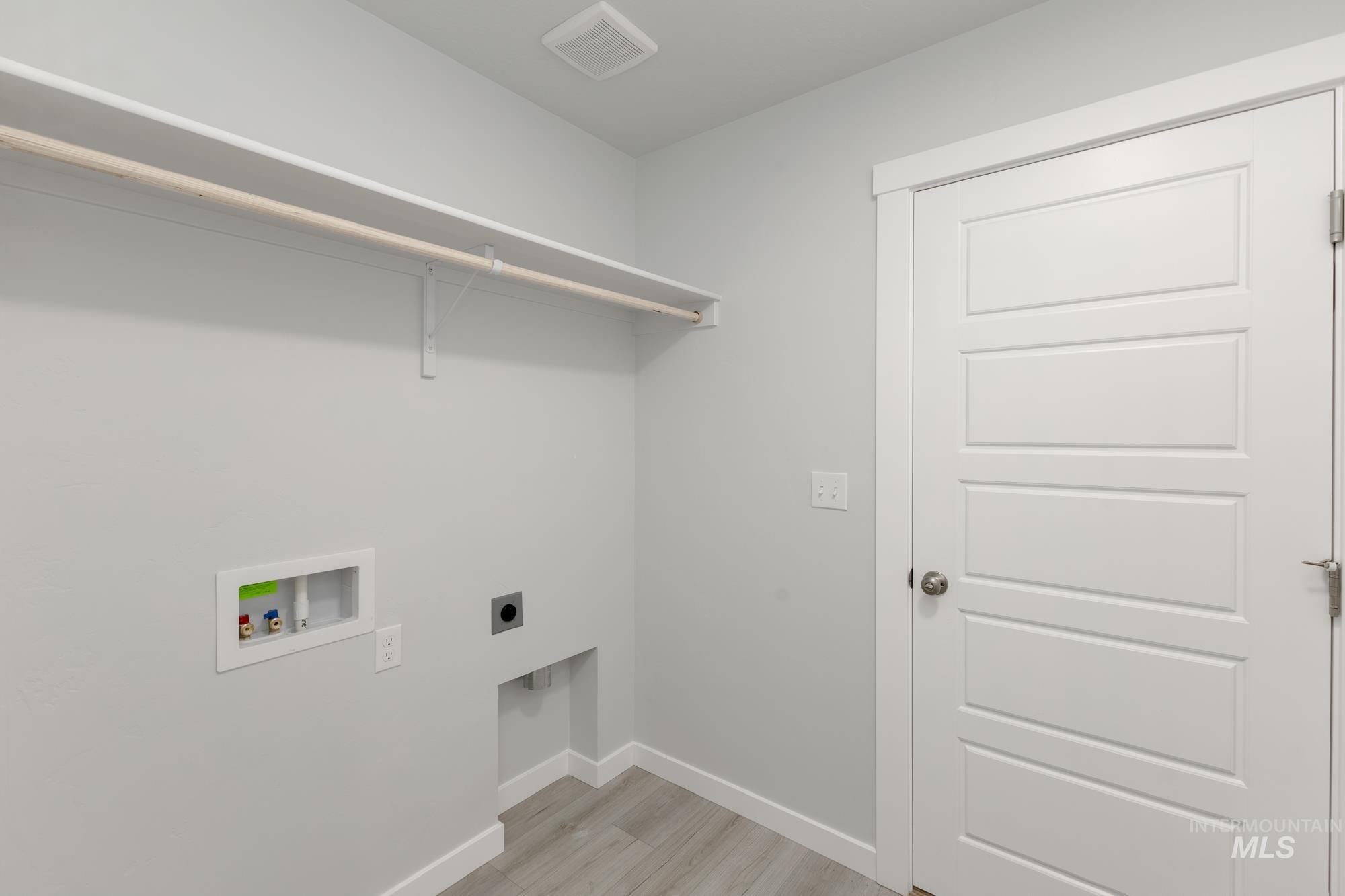 5525 S Lokie Ave Property Photo 11