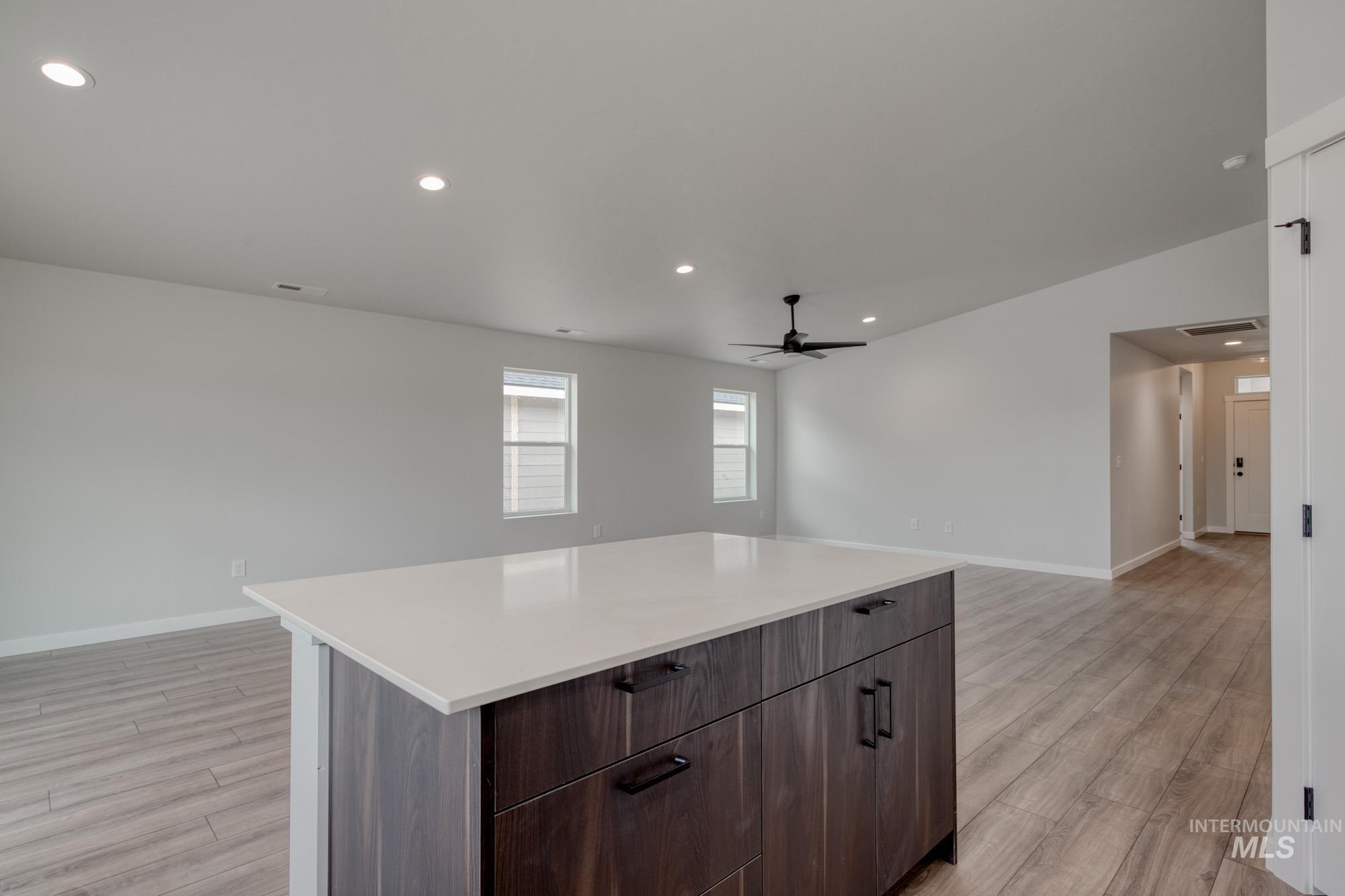 5456 S Memory Pl Property Photo 15