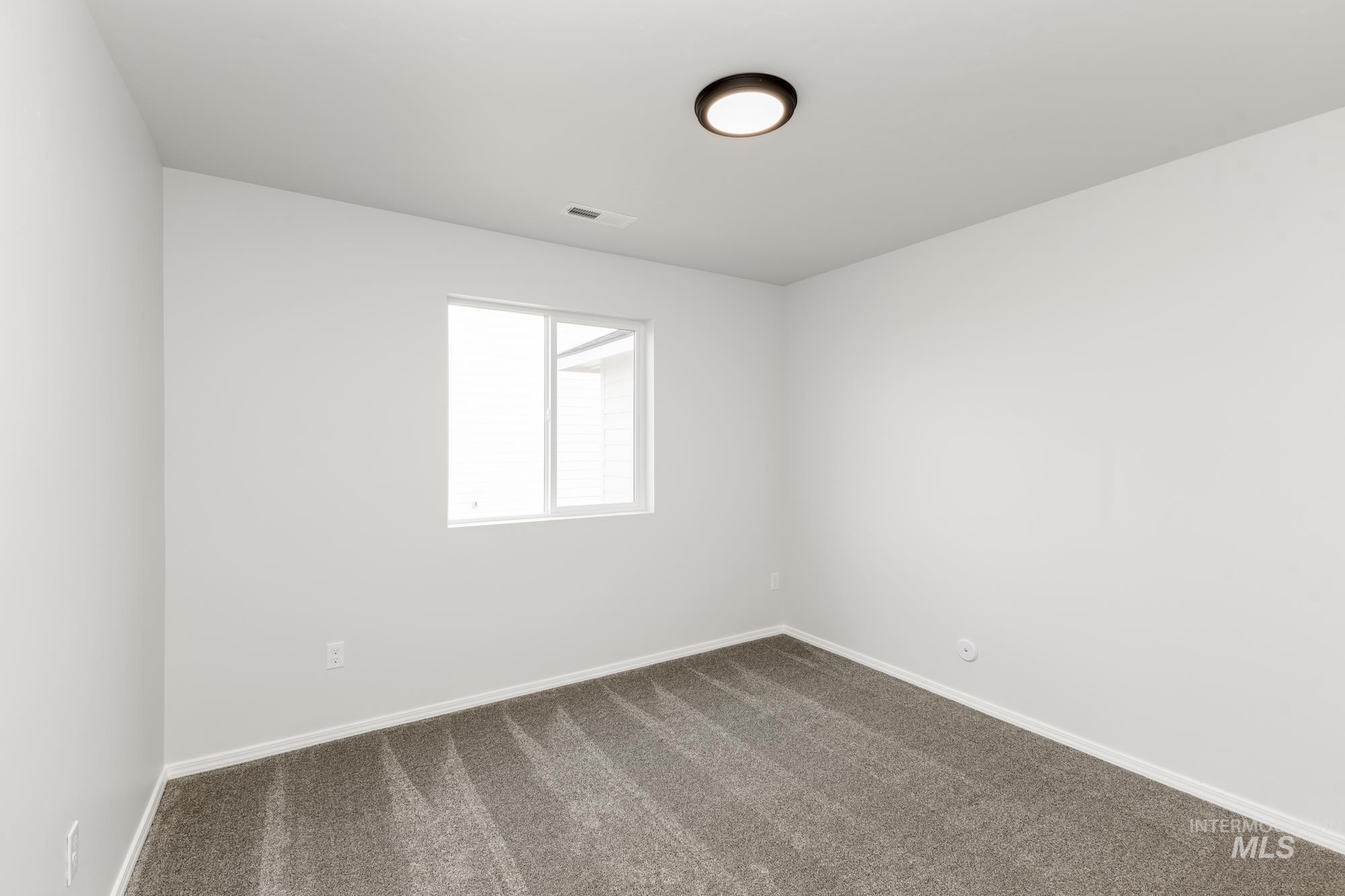 247 N Coltsfoot Ave Property Photo 11