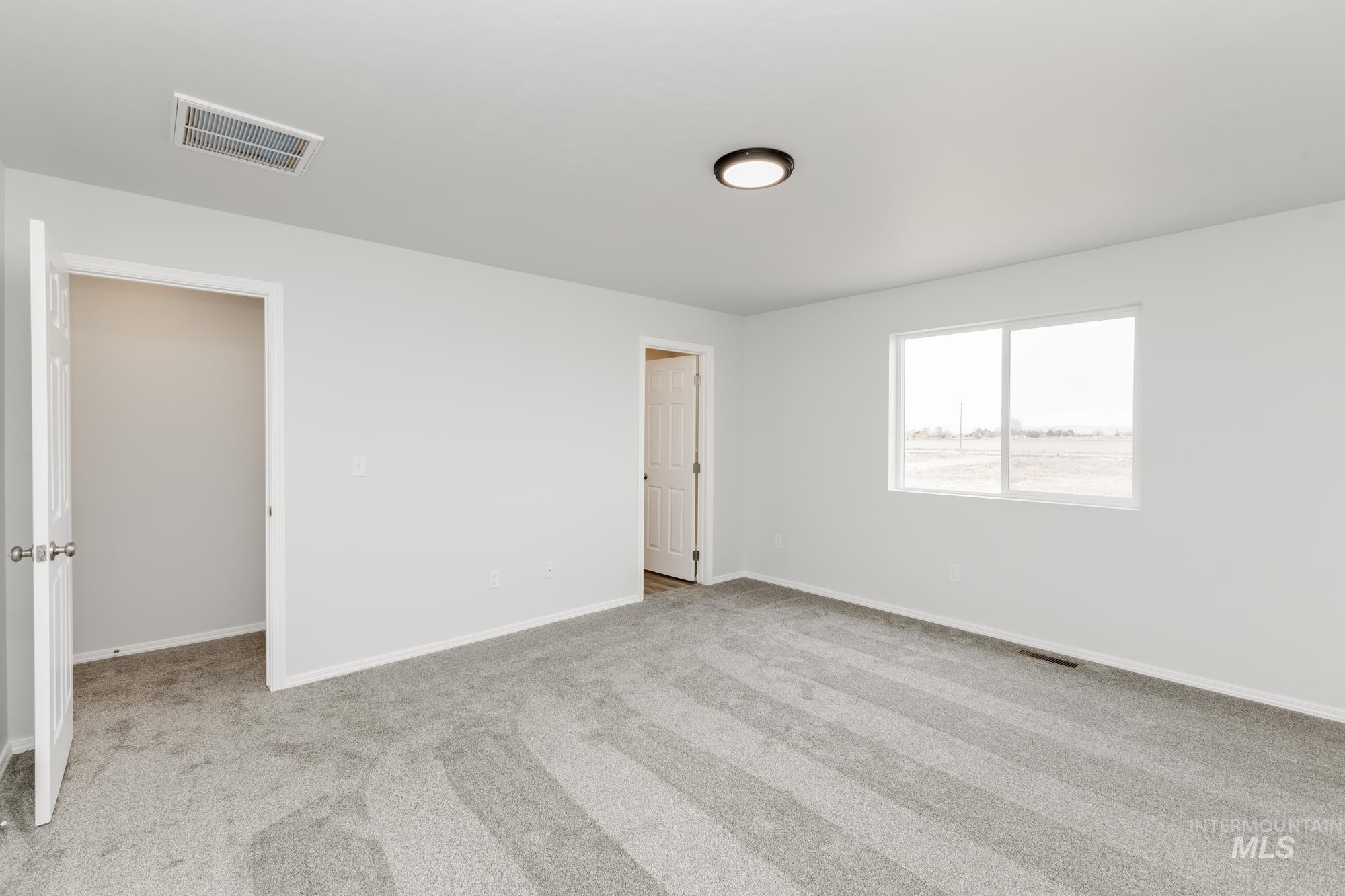 247 N Coltsfoot Ave Property Photo 23