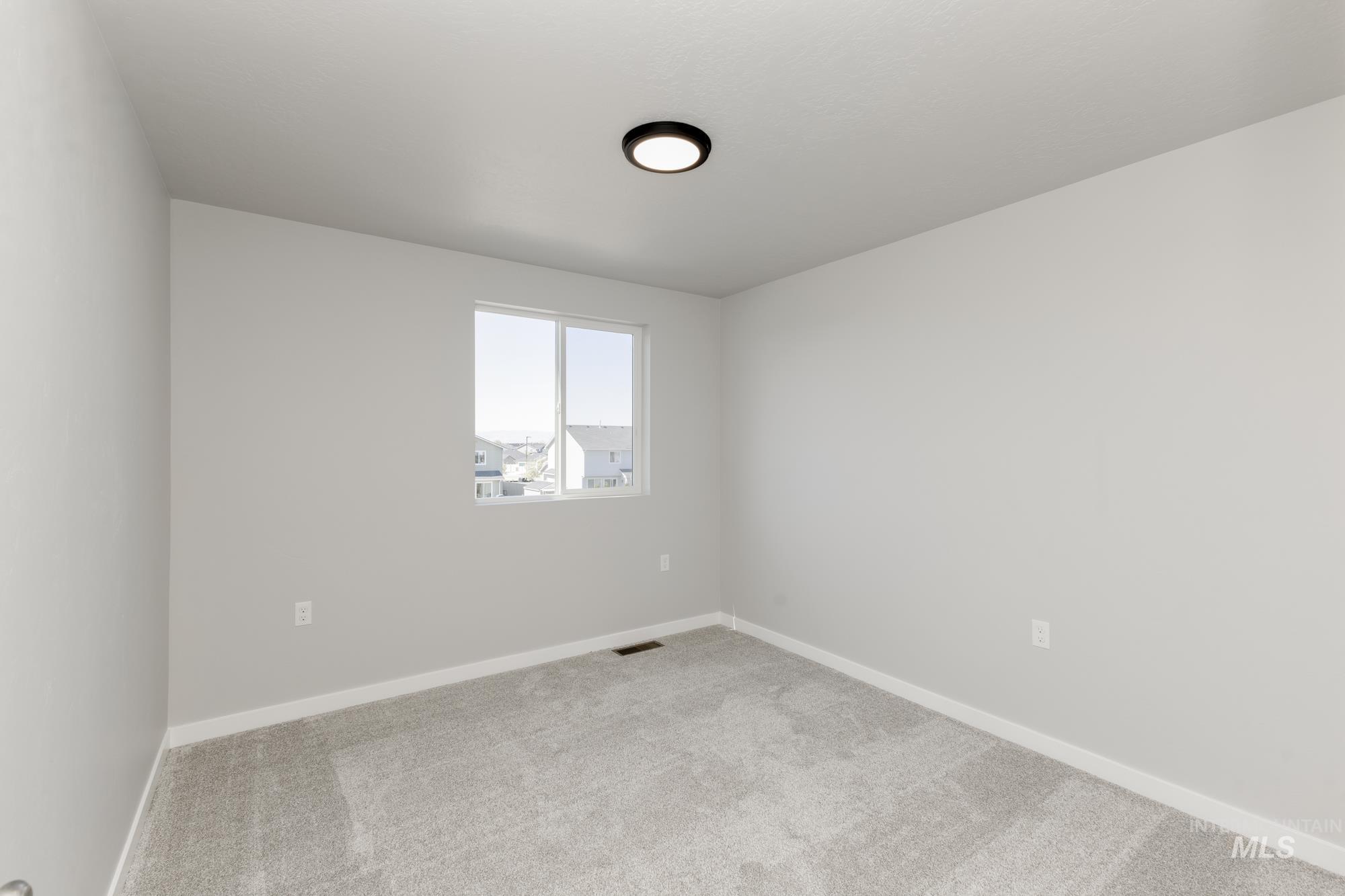 2502 W Minerva St Property Photo 14