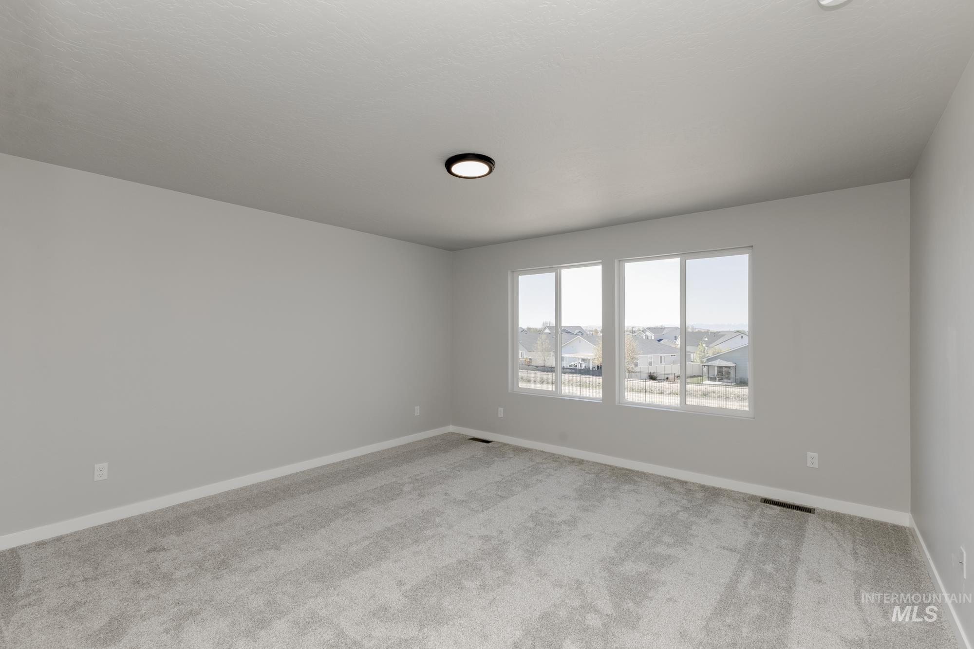 2502 W Minerva St Property Photo 18