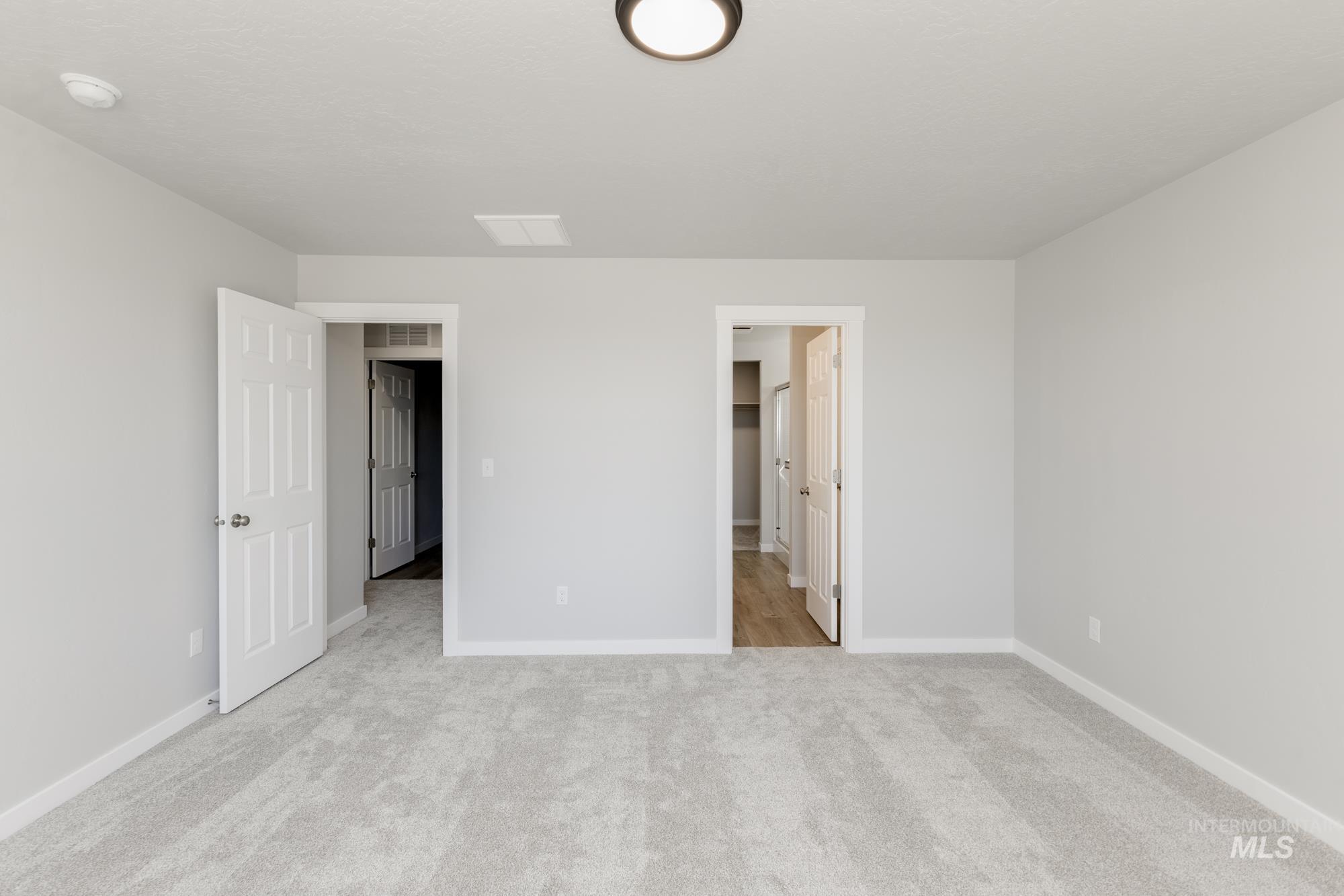 2502 W Minerva St Property Photo 20