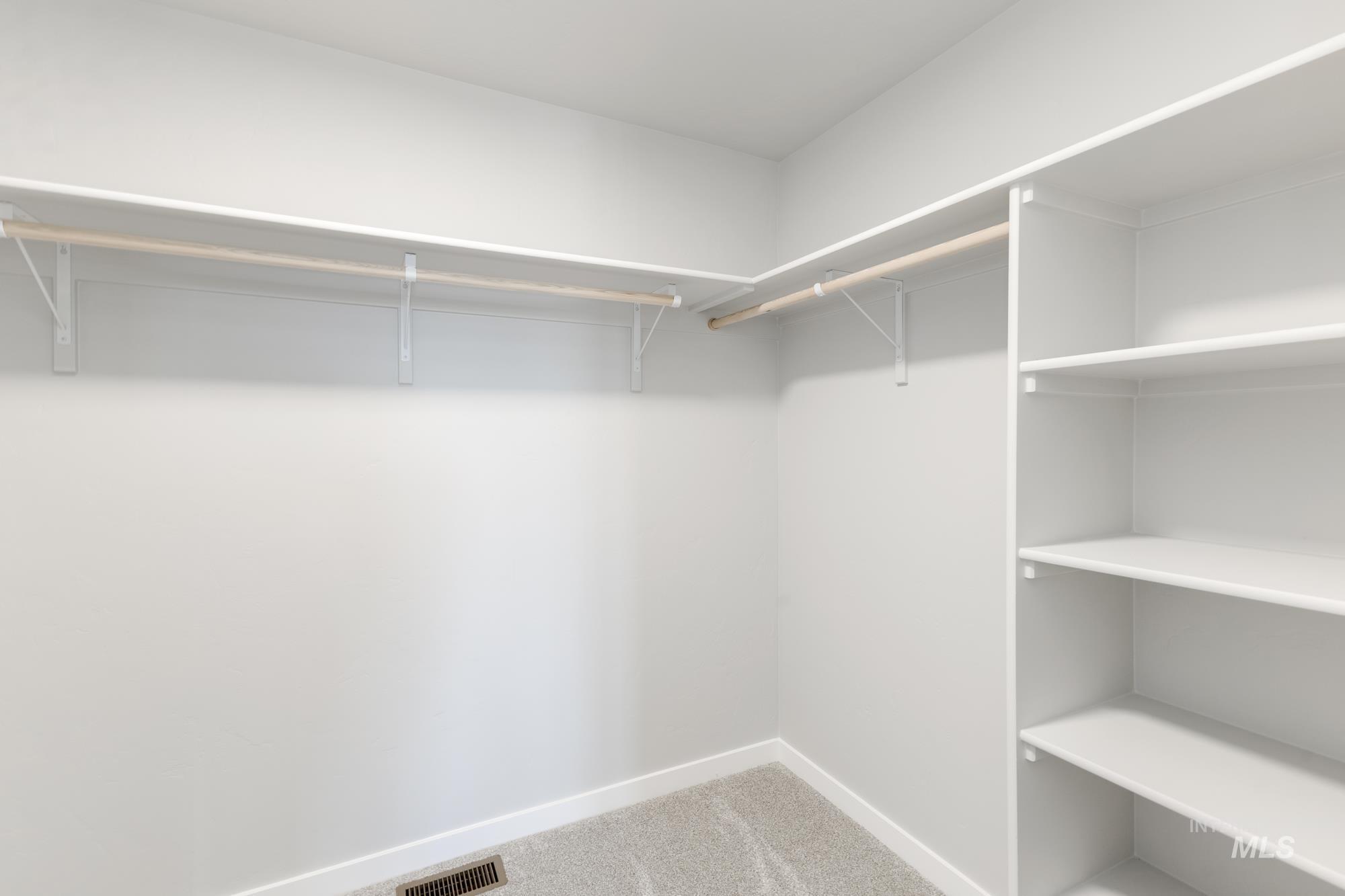 2502 W Minerva St Property Photo 22