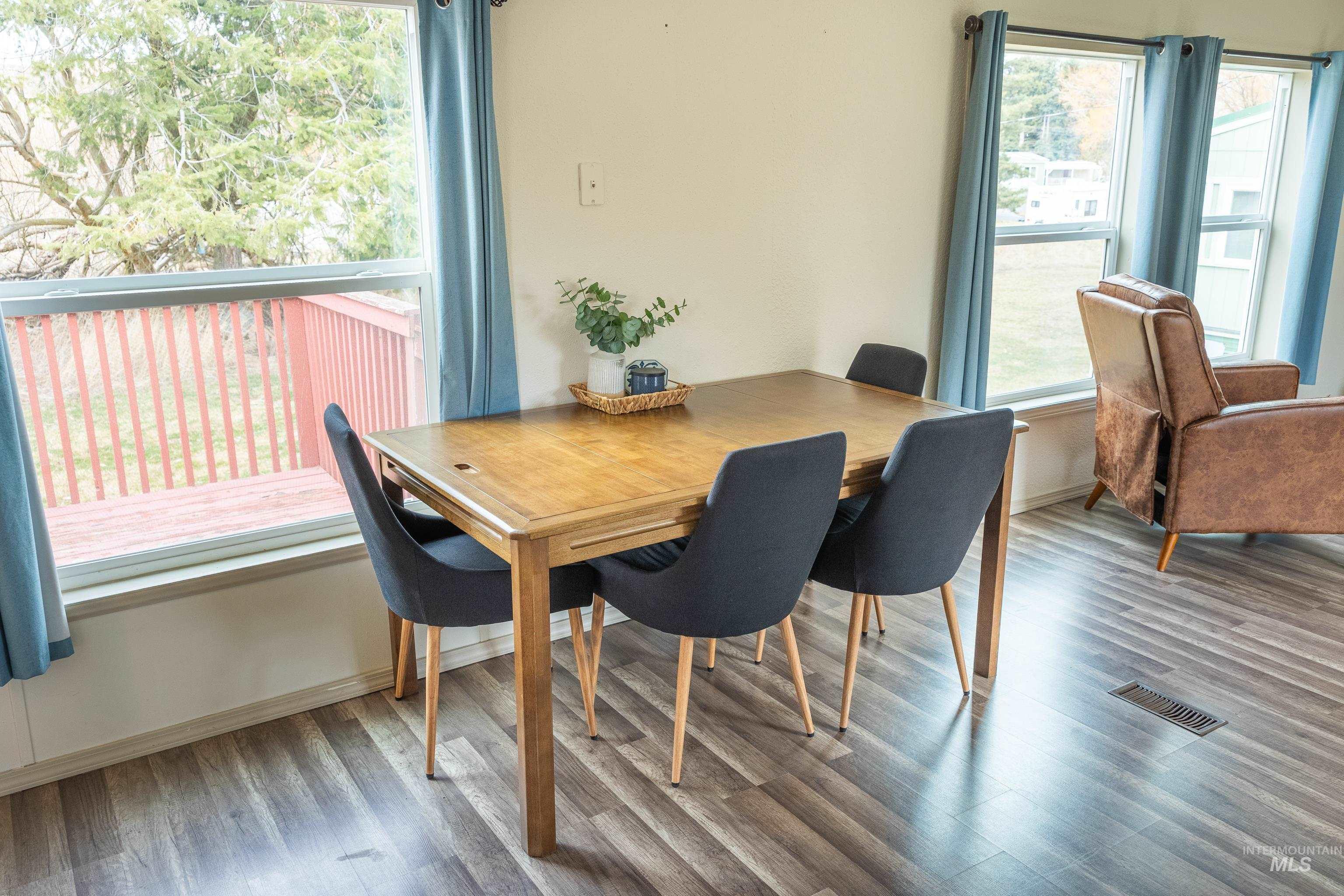 4325 Lenville #10 Property Photo 6
