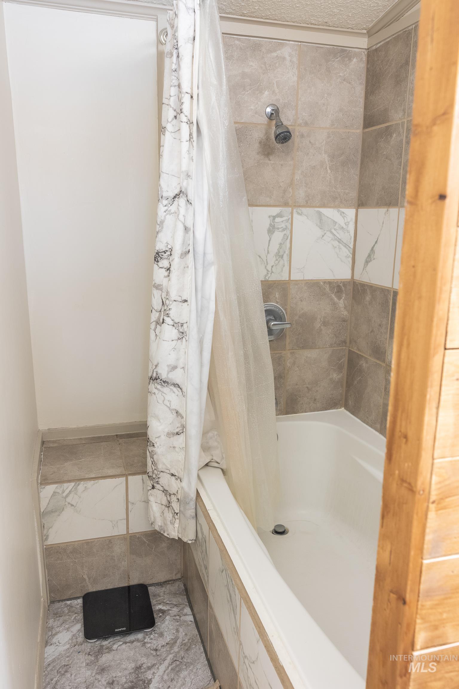 4325 Lenville #10 Property Photo 12