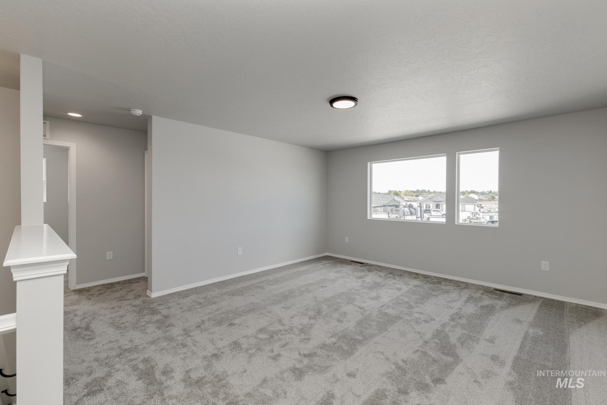 16846 Dunning Way Property Photo 16