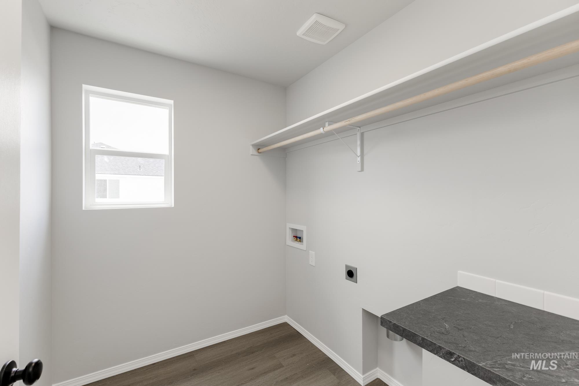 16846 Dunning Way Property Photo 23