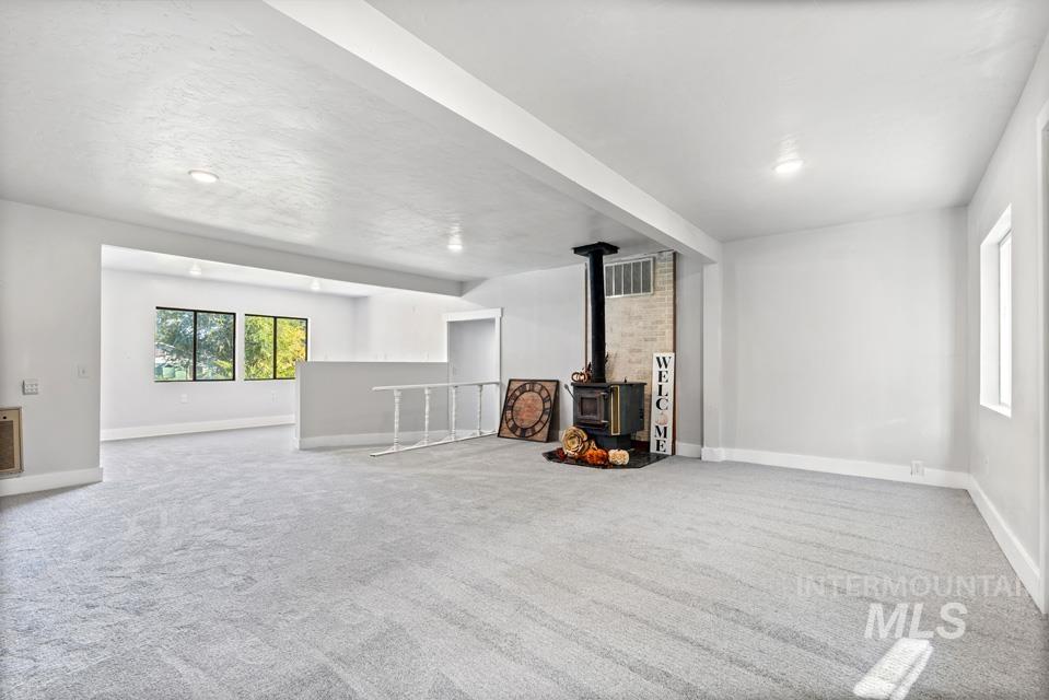85 W Washington Ave Property Photo 32