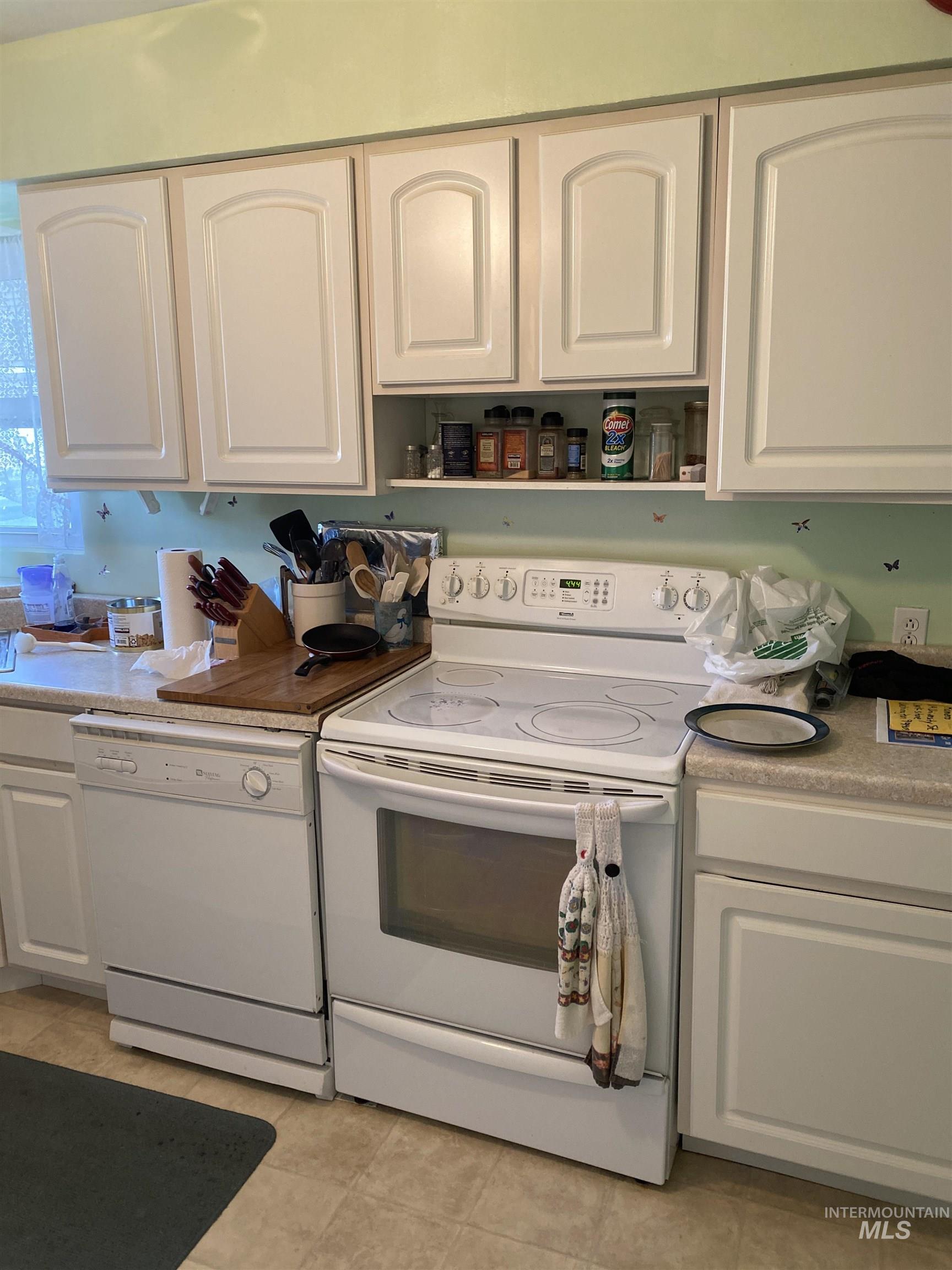 1114 University St Property Photo 12
